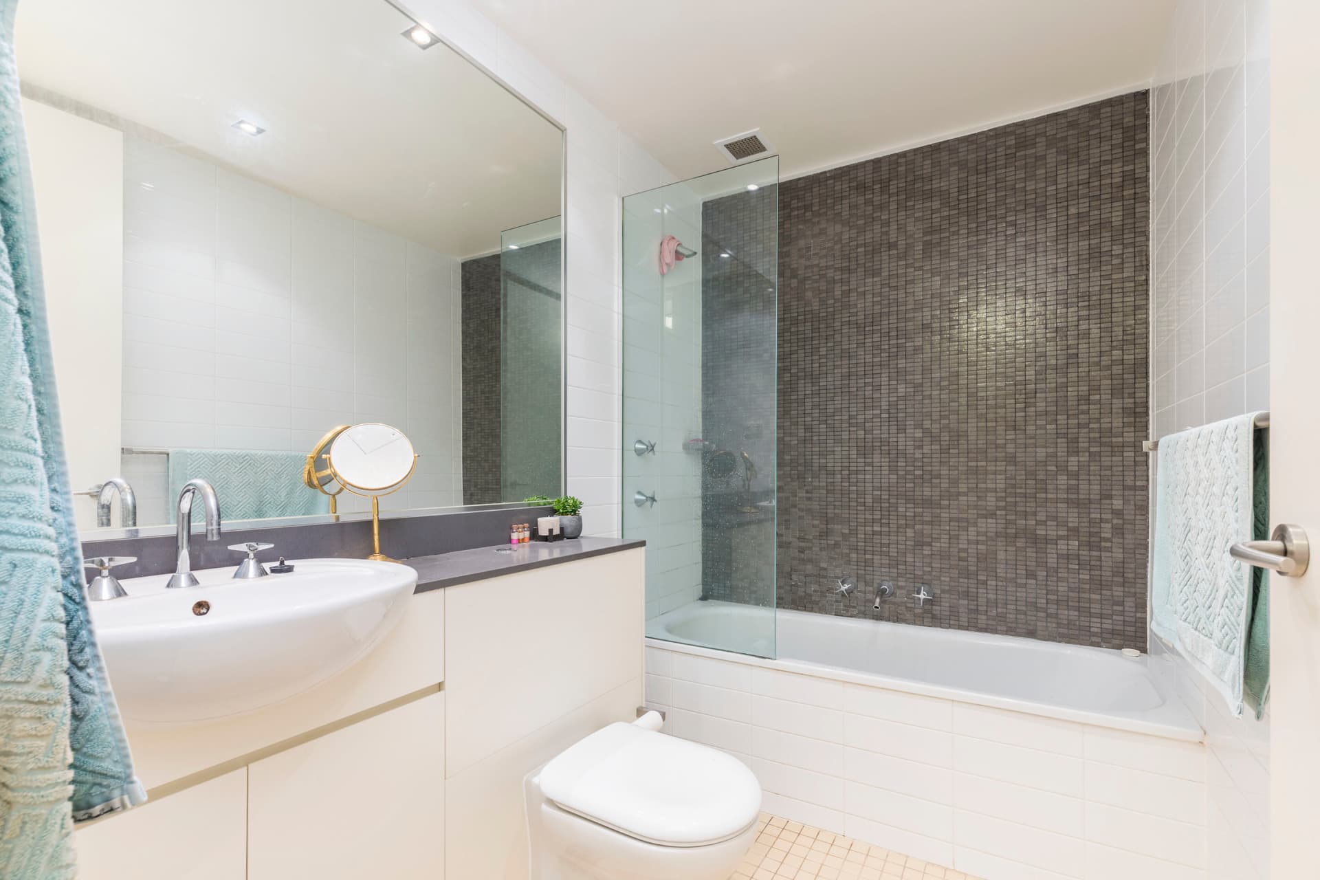 102/63 Giles Street, Kingston ACT 2604, Kingston - Thumbnail 4