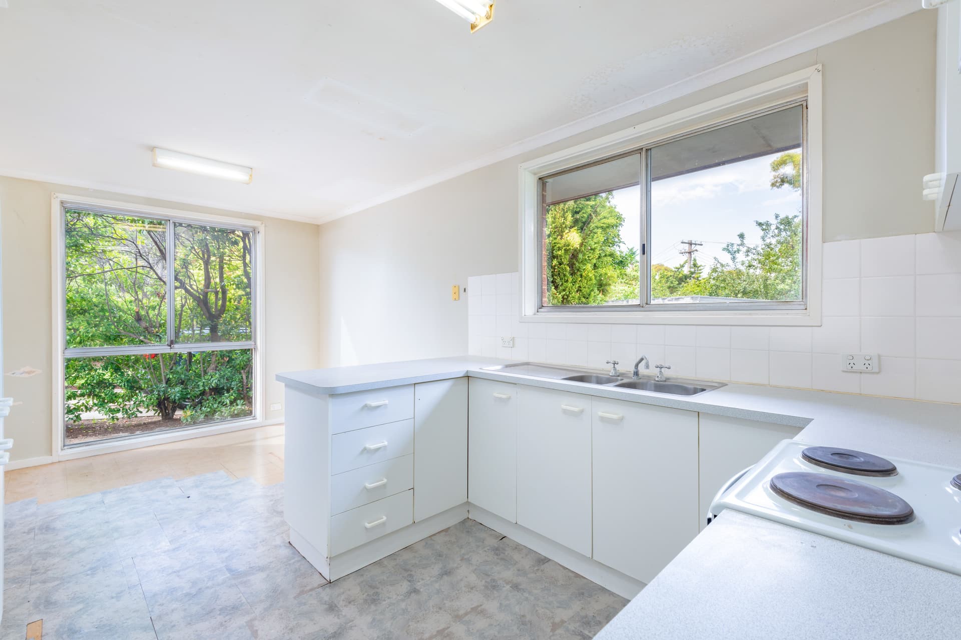 8 Wardell Place, Kambah ACT 2902, Kambah - Thumbnail 8