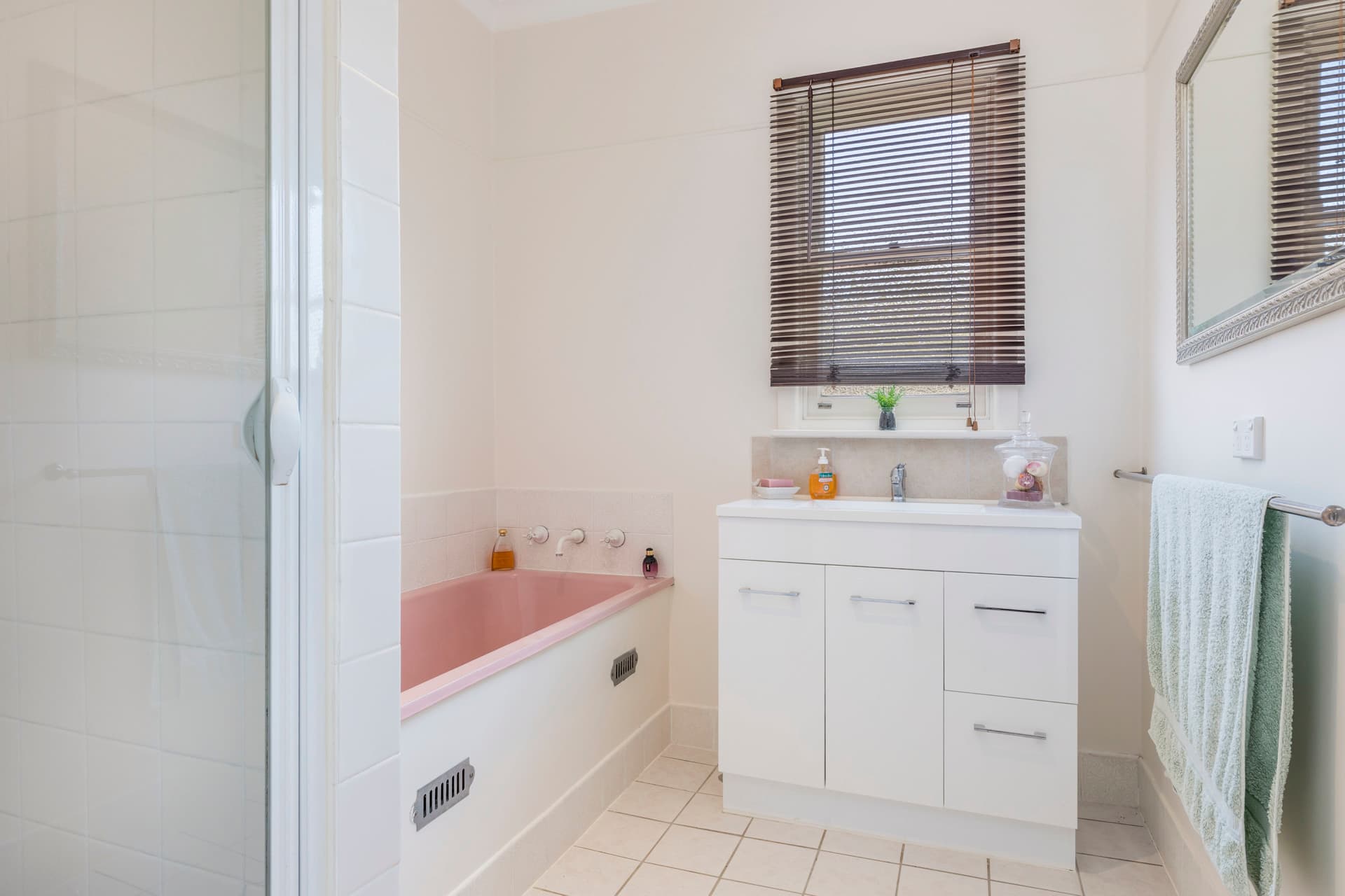 11 Shortland Crescent, Ainslie ACT 2602, Ainslie - Thumbnail 3