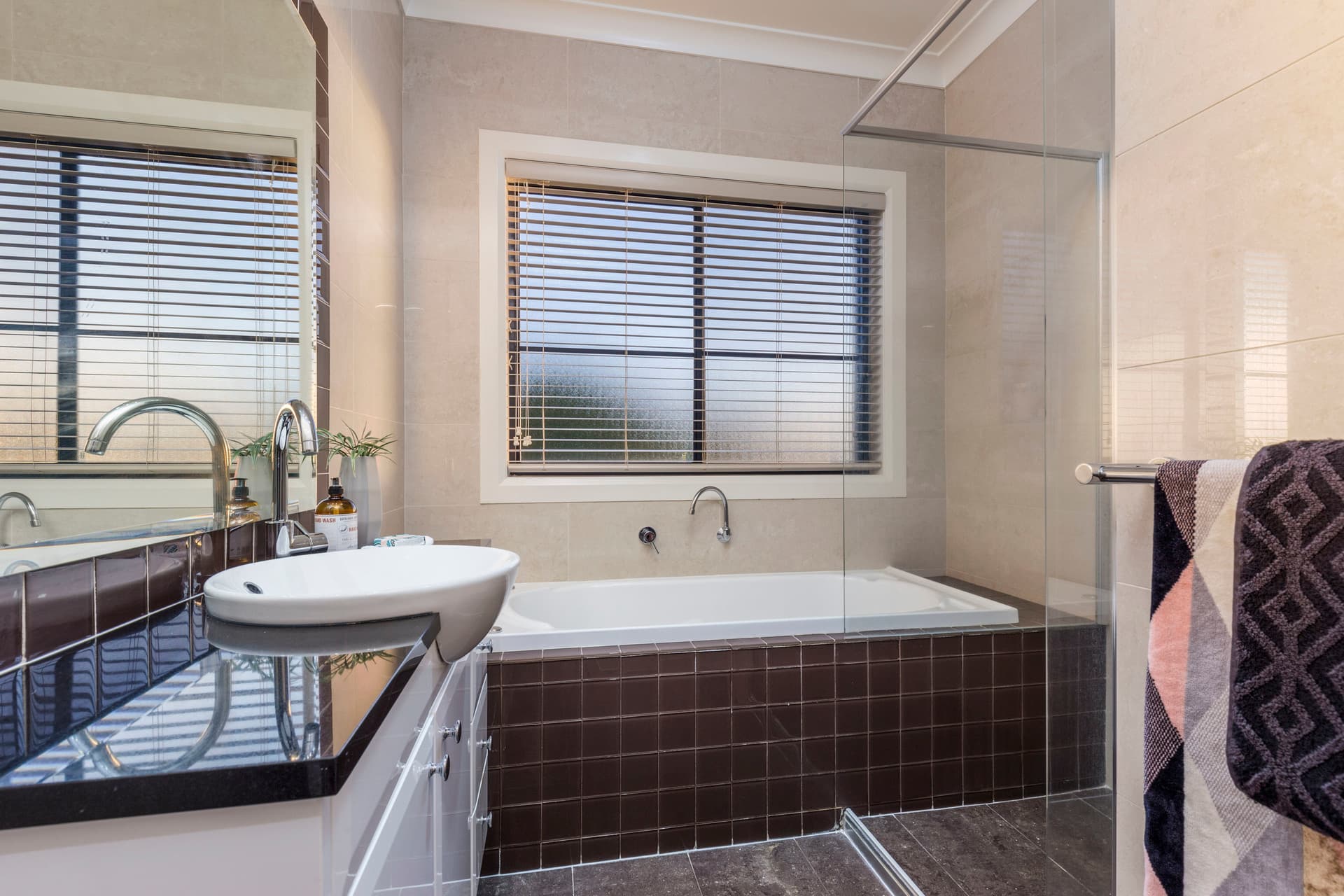 19 Hendry Close, Nicholls ACT 2913, Nicholls - Image 1