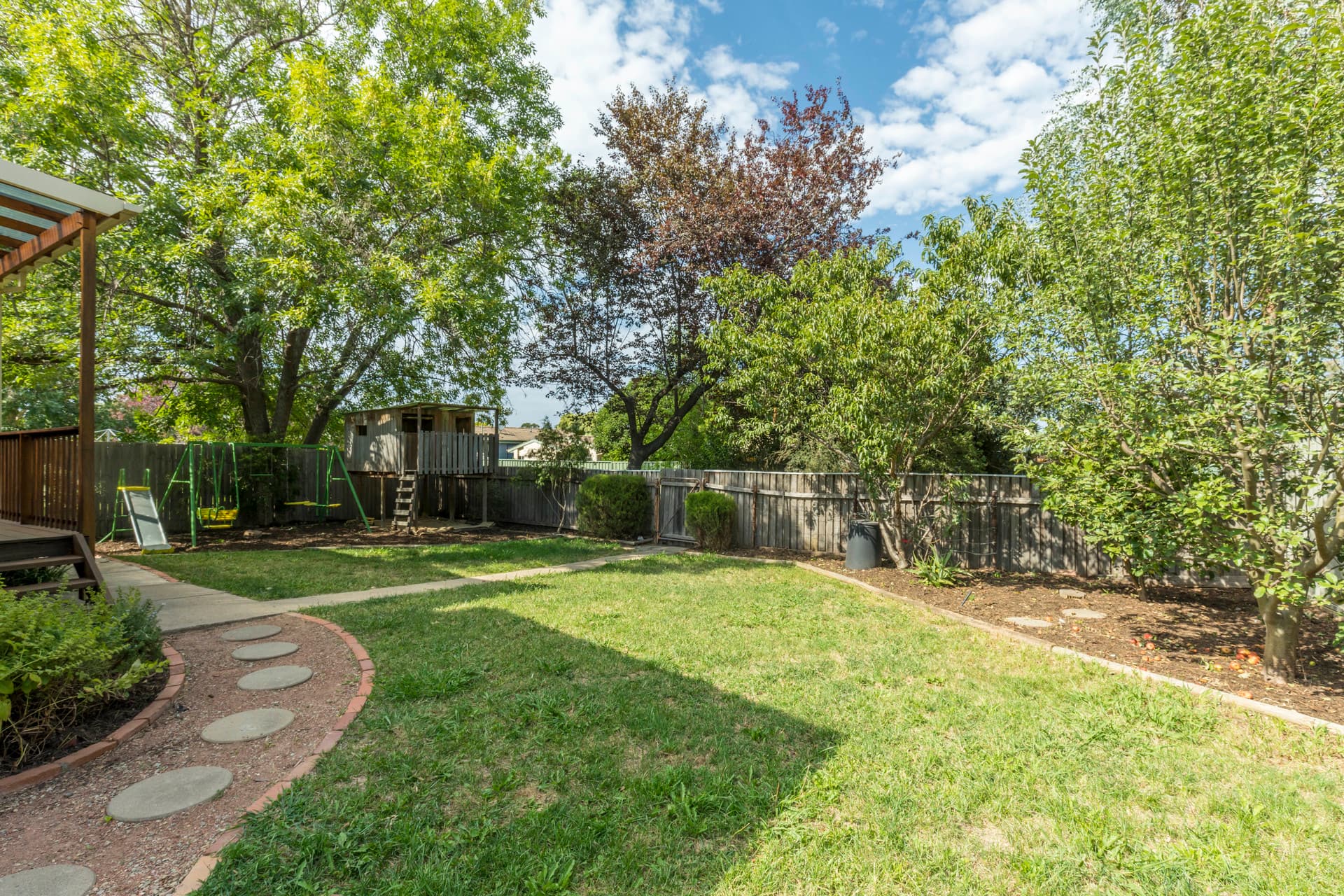 9 Sadleir Place, Charnwood ACT 2615, Charnwood - Thumbnail 5