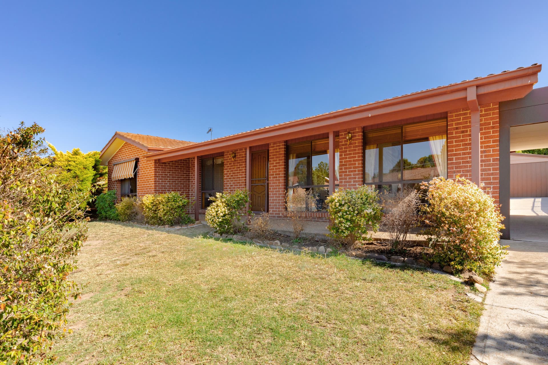 42 Collyburl Crescent, Isabella Plains ACT 2905, Isabella Plains - Thumbnail 8