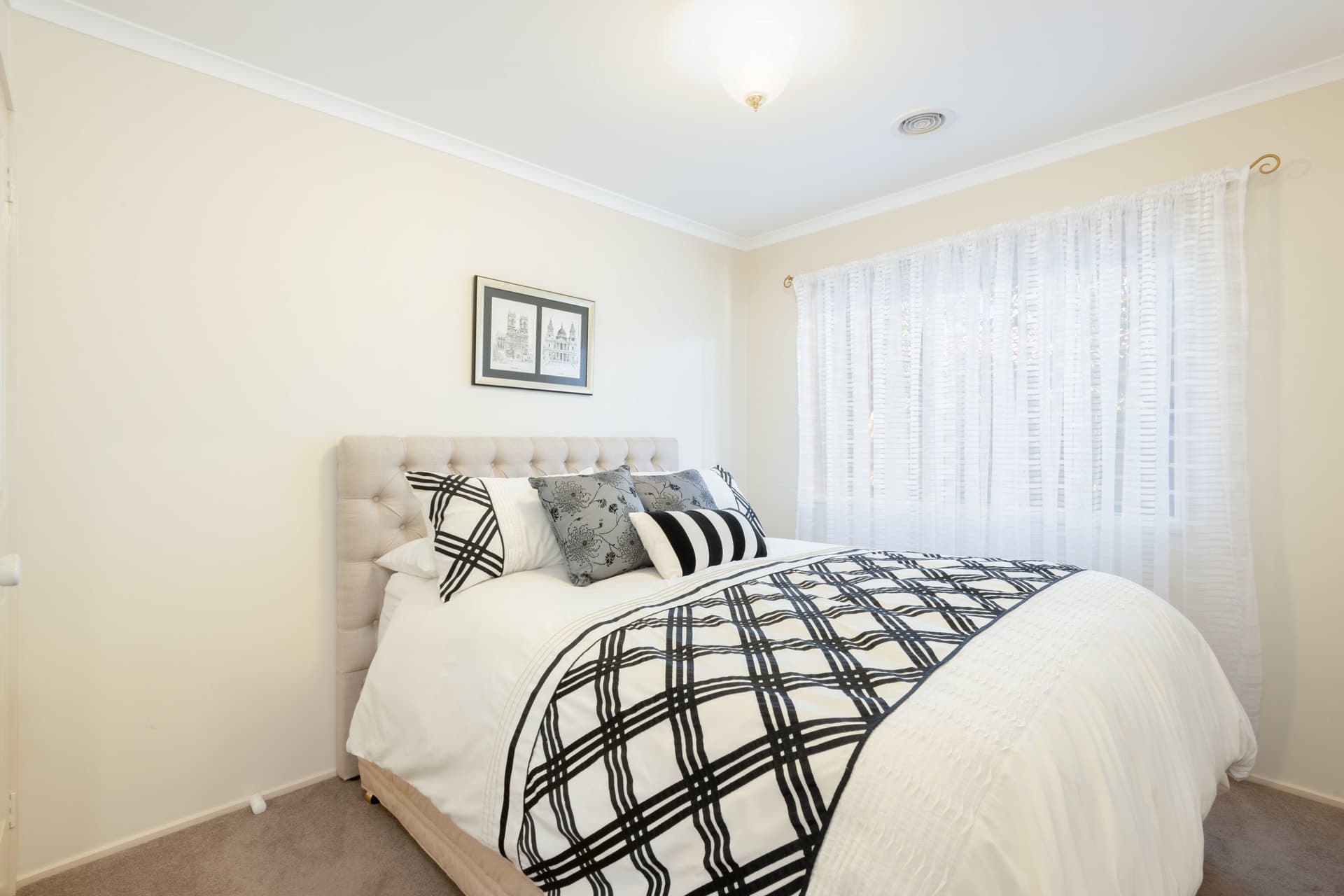 6 Swallow Street, Dunlop ACT 2615, Dunlop - Image 1