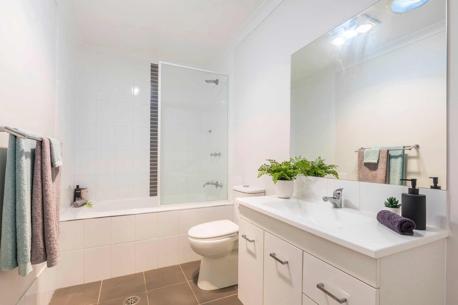 54 Refshauge Crescent, Macgregor ACT 2615, Macgregor - Thumbnail 2