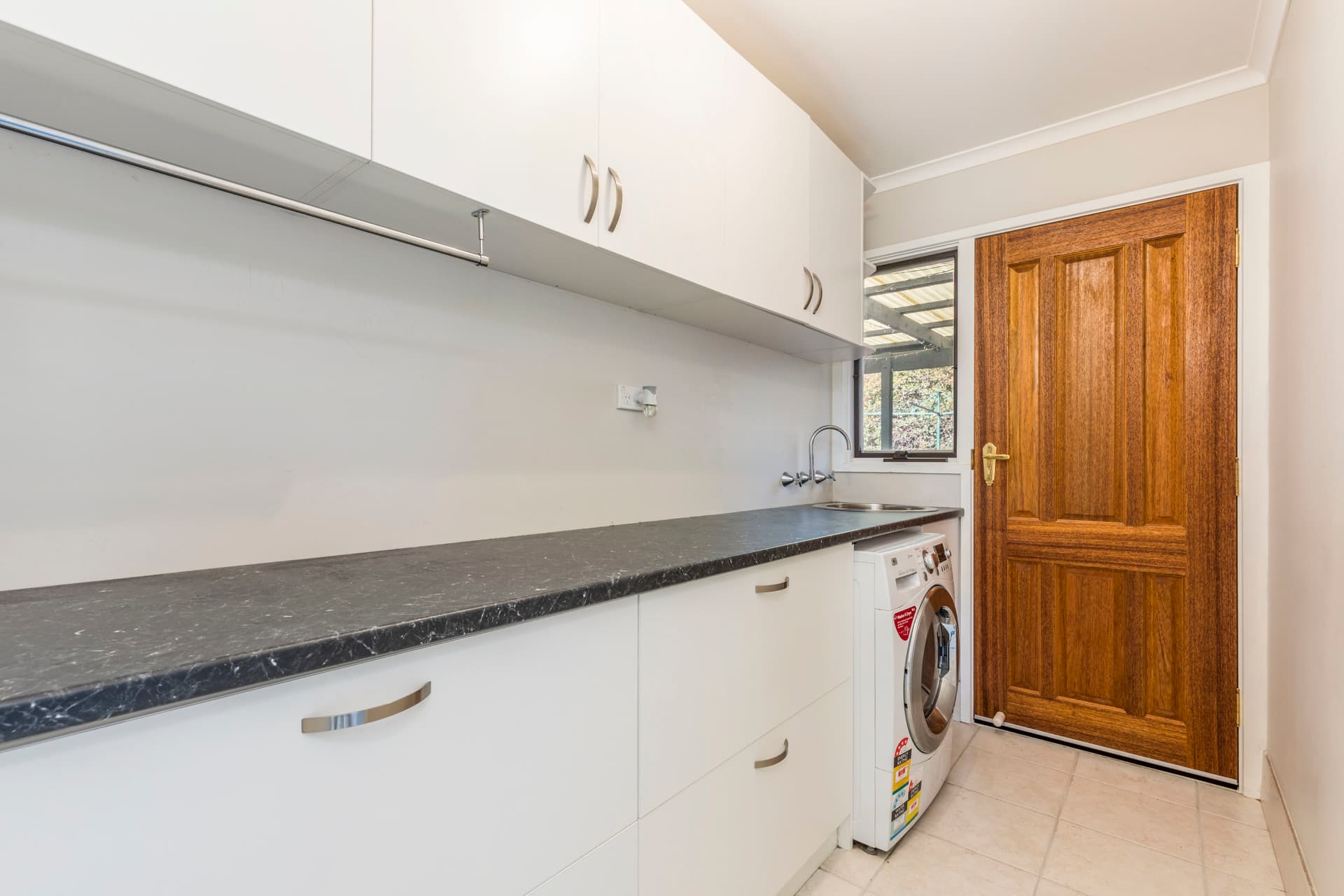 6 Curnow Place, Chisholm ACT 2905, Chisholm - Thumbnail 4