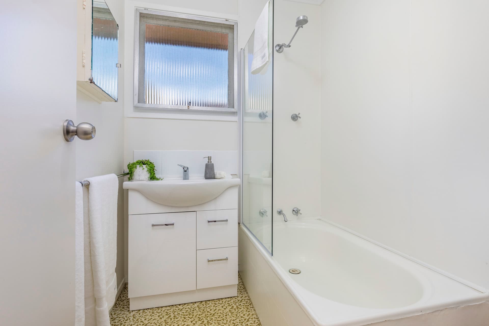 25 Swinden Street, Downer ACT 2602, Downer - Thumbnail 3