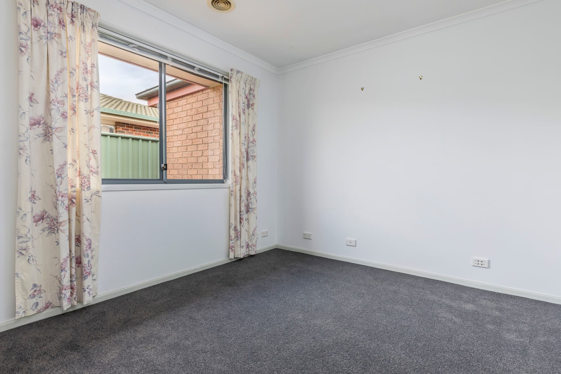 7 Pedrail Place, Dunlop ACT 2615, Dunlop - Thumbnail 4