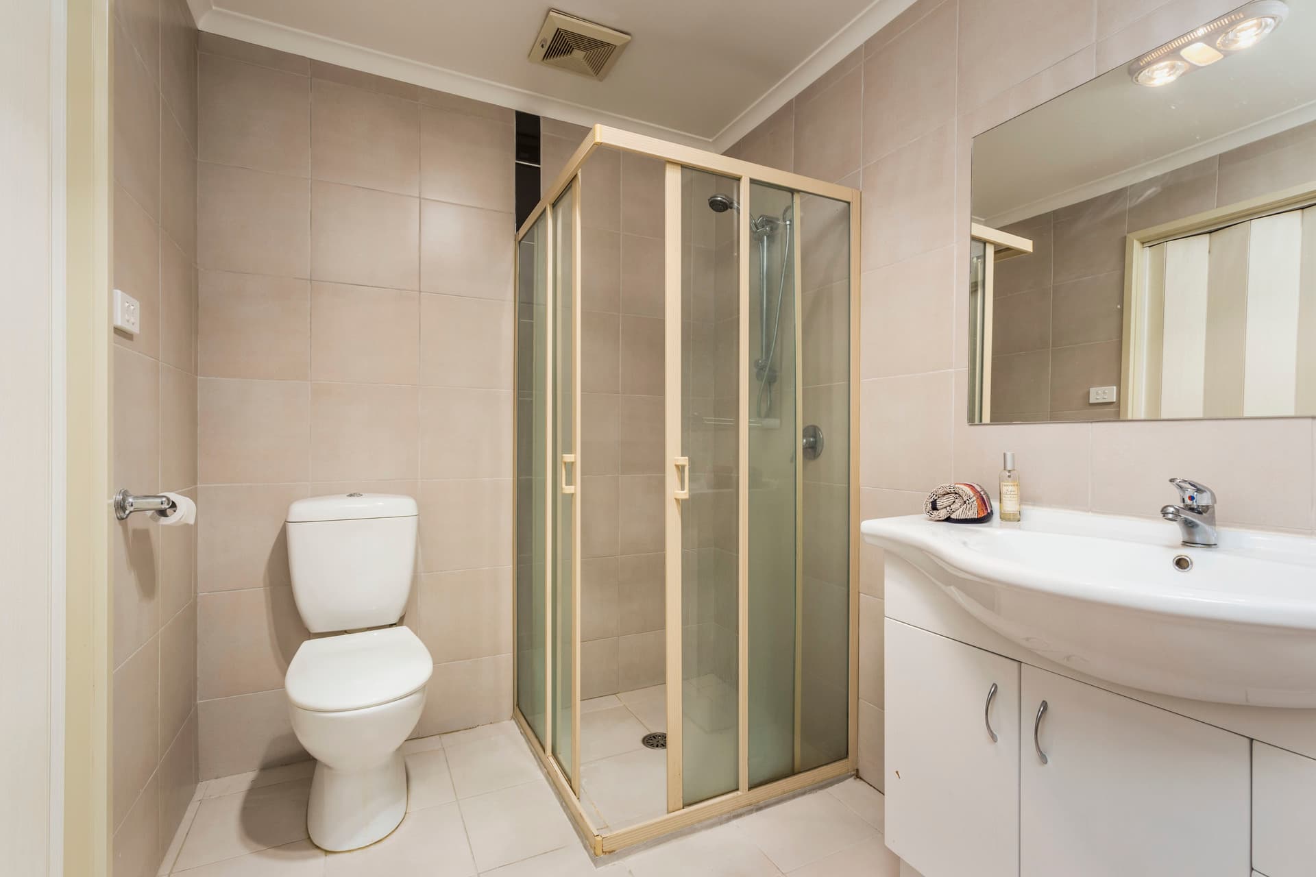 10/43 Ipima Street, Braddon ACT 2612, Braddon - Image 1
