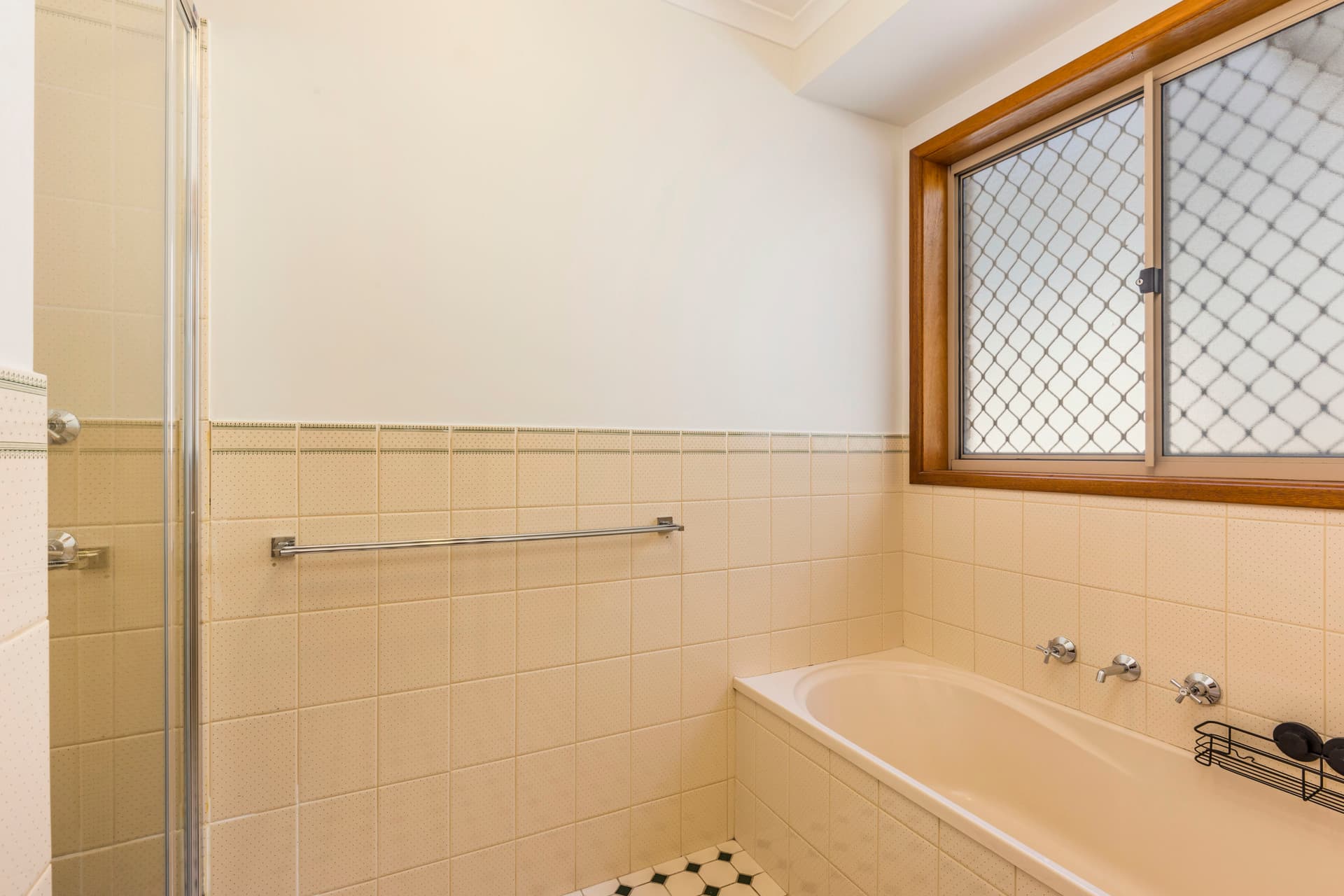 24 Richter Close, Fadden ACT 2904, Fadden - Thumbnail 5