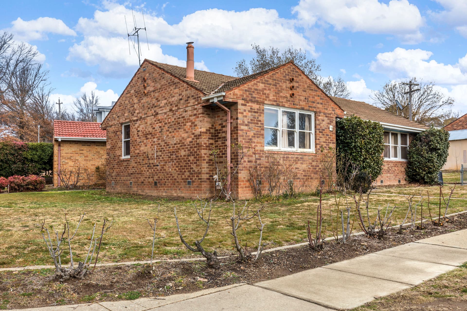 90 Walker Crescent, Narrabundah ACT 2604, Narrabundah - Thumbnail 6