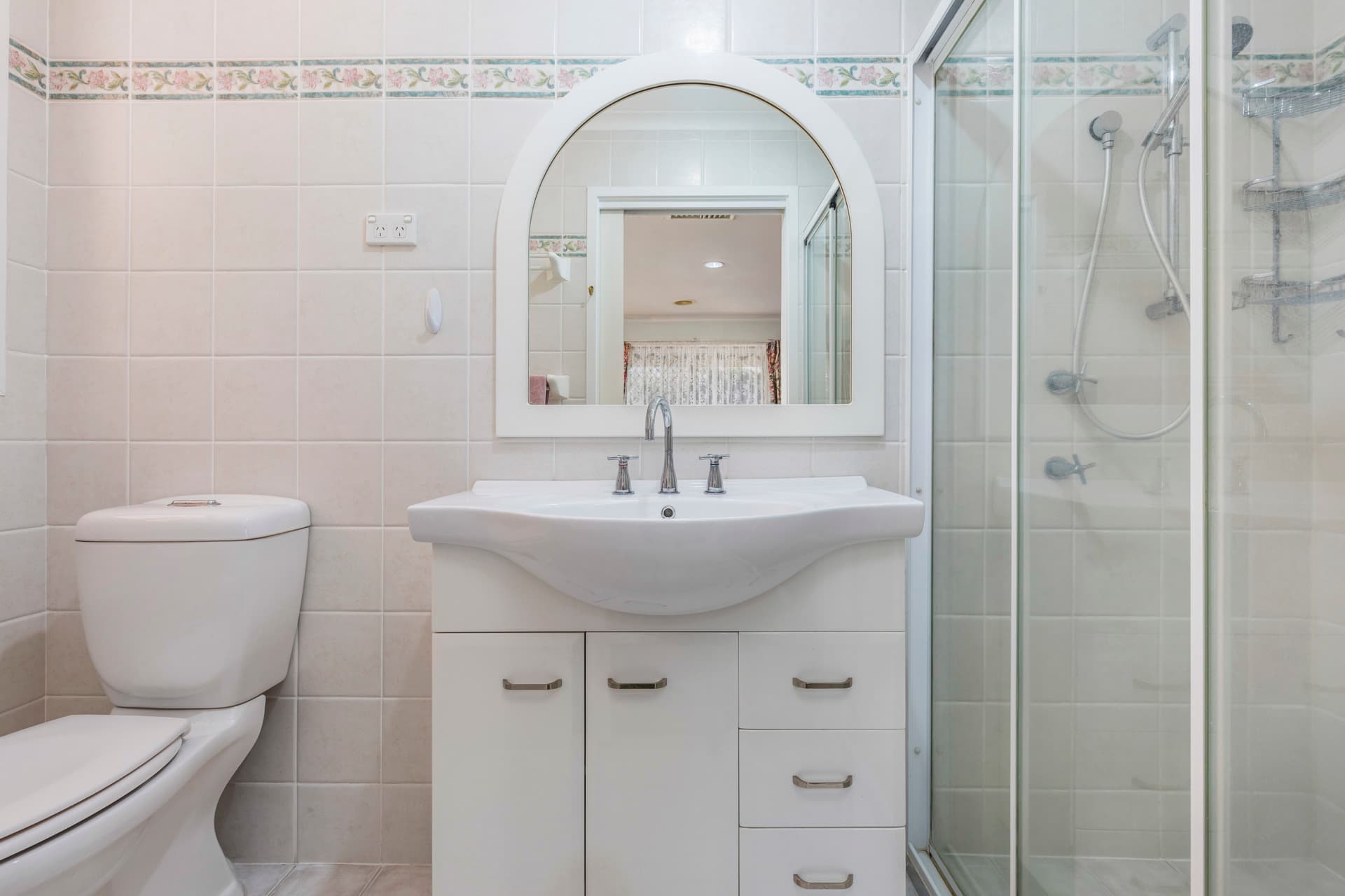 10 Alabaster Street, Monash ACT 2904, Monash - Image 1