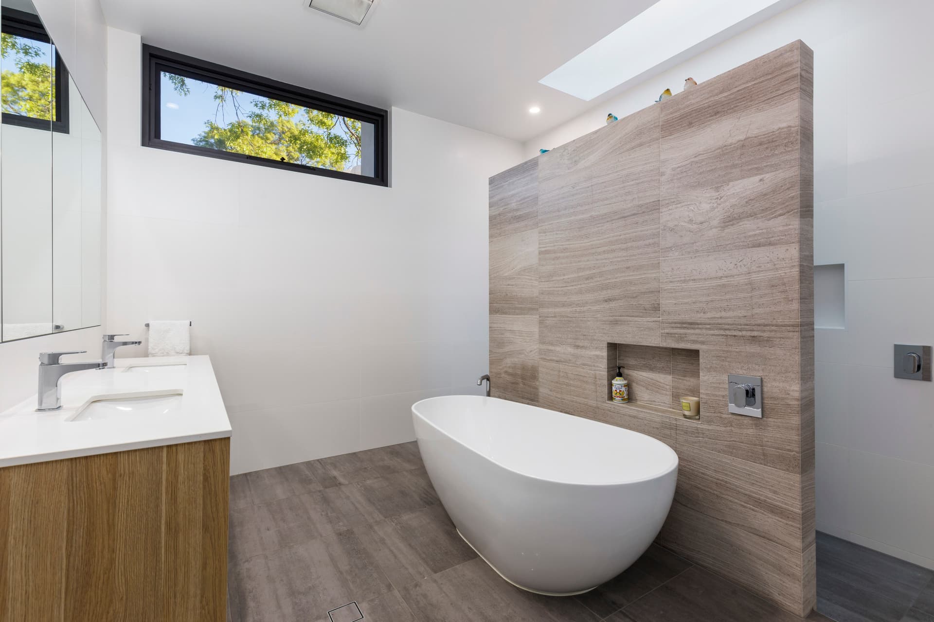 12 Bremer Street, Griffith ACT 2603, Griffith - Thumbnail 2