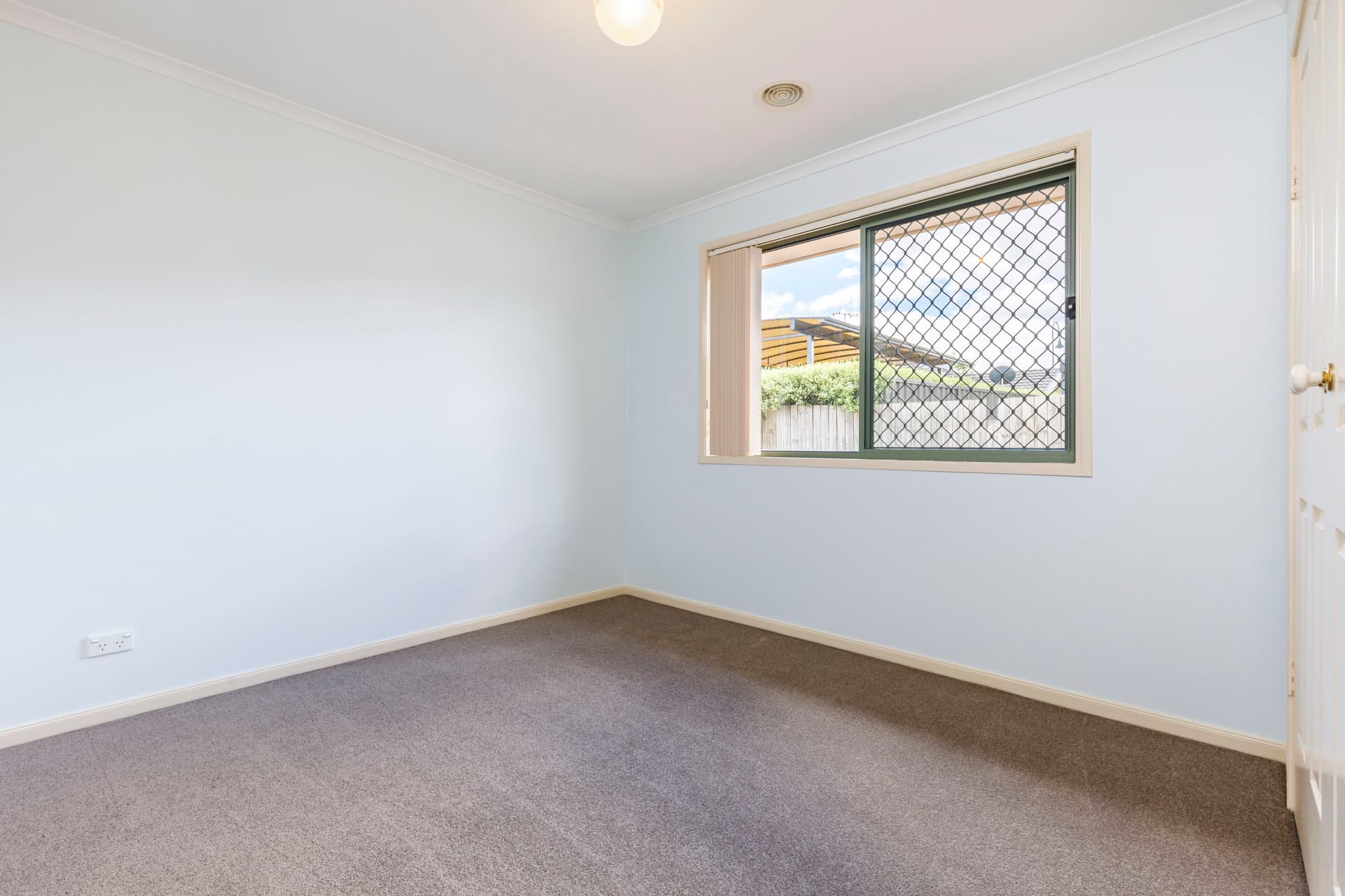 12 Swallow Street, Dunlop ACT 2615, Dunlop - Thumbnail 5