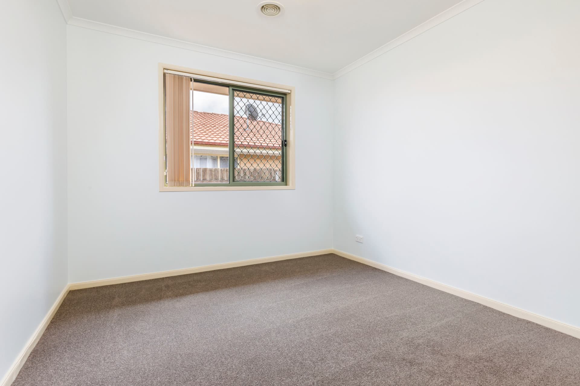 12 Swallow Street, Dunlop ACT 2615, Dunlop - Thumbnail 3