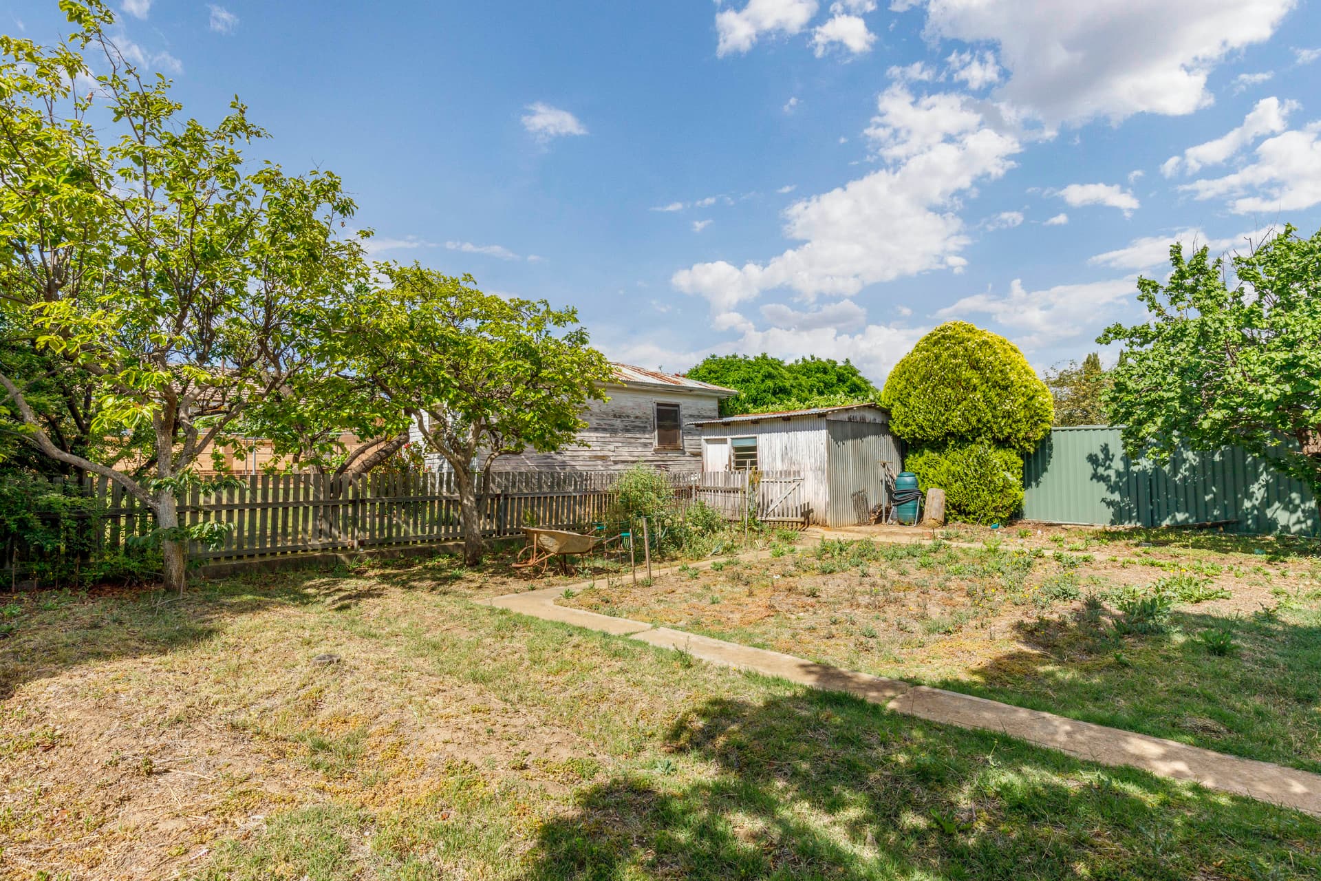 2 Arthur Street, Crestwood NSW 2620, Crestwood - Thumbnail 5