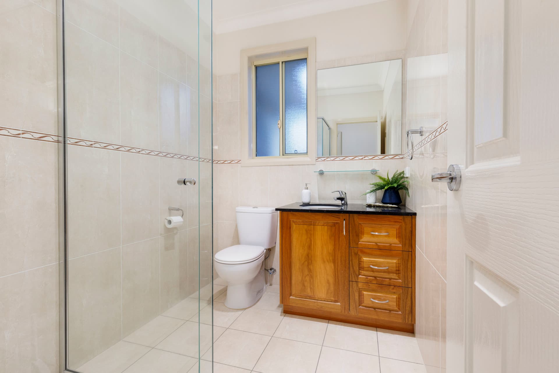 31 Strayleaf Crescent, Gungahlin ACT 2912, Gungahlin - Thumbnail 8