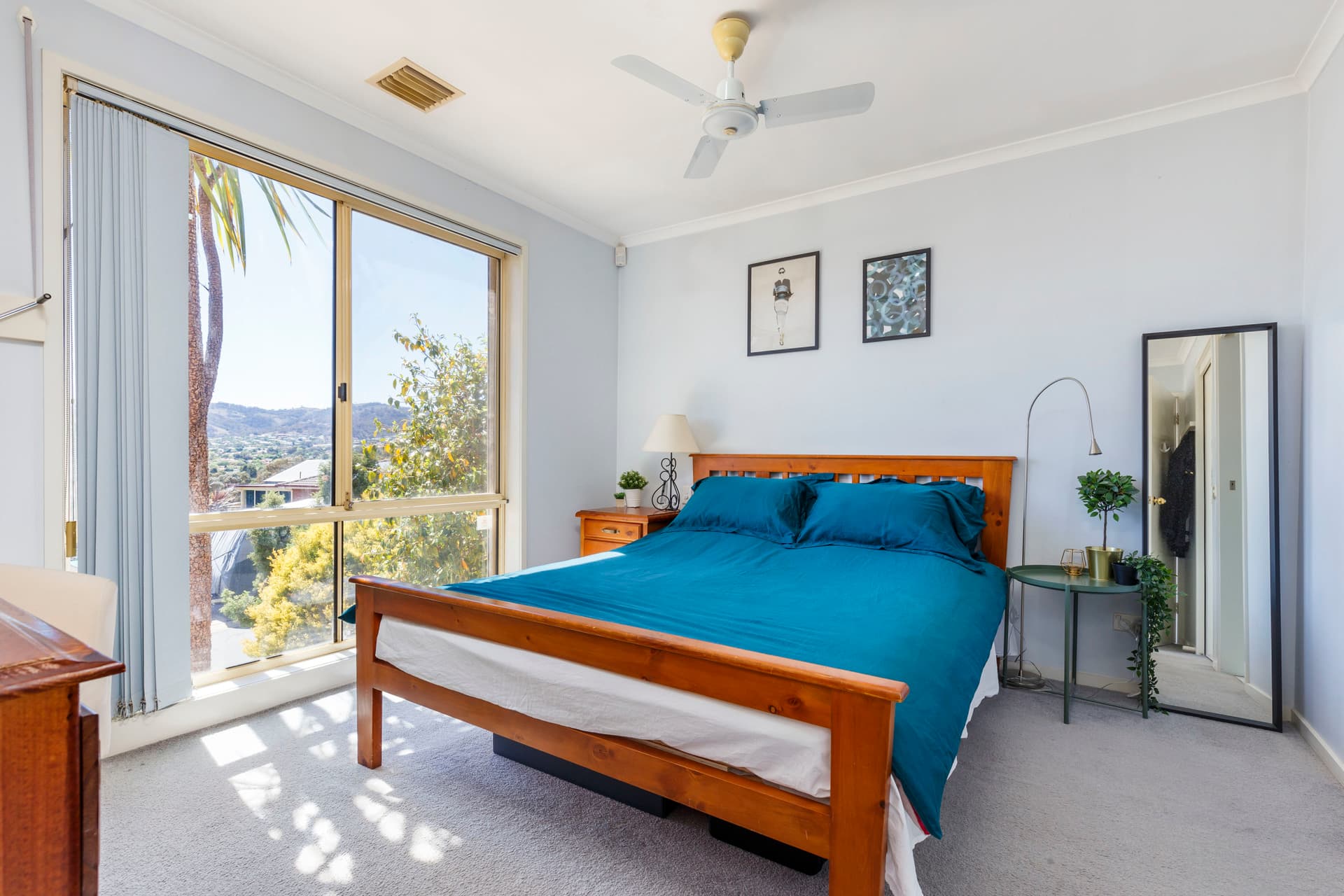 4 Price Place, Gordon ACT 2906, Gordon - Image 1