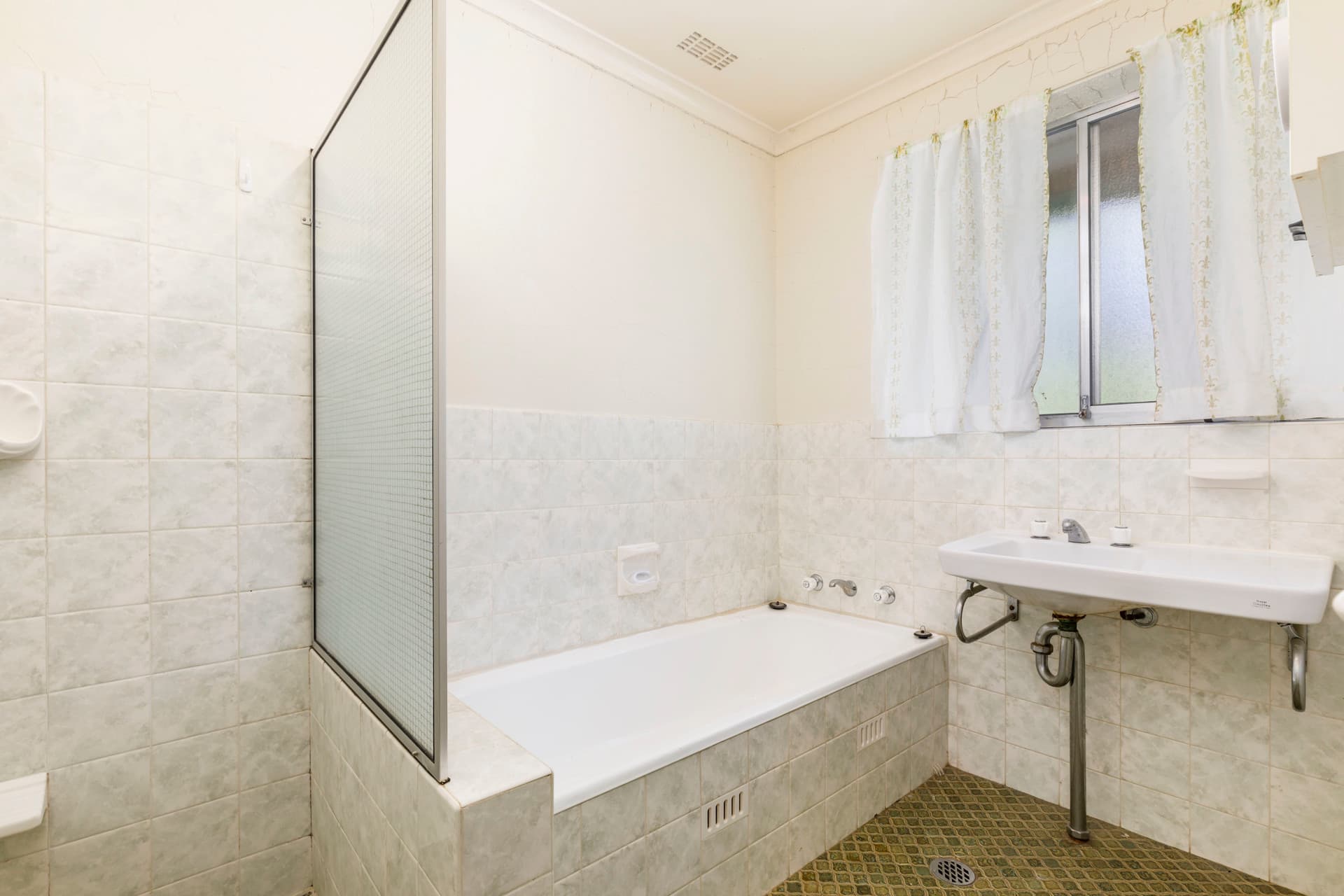 70 Hawker Street, Torrens ACT 2607, Torrens - Image 1