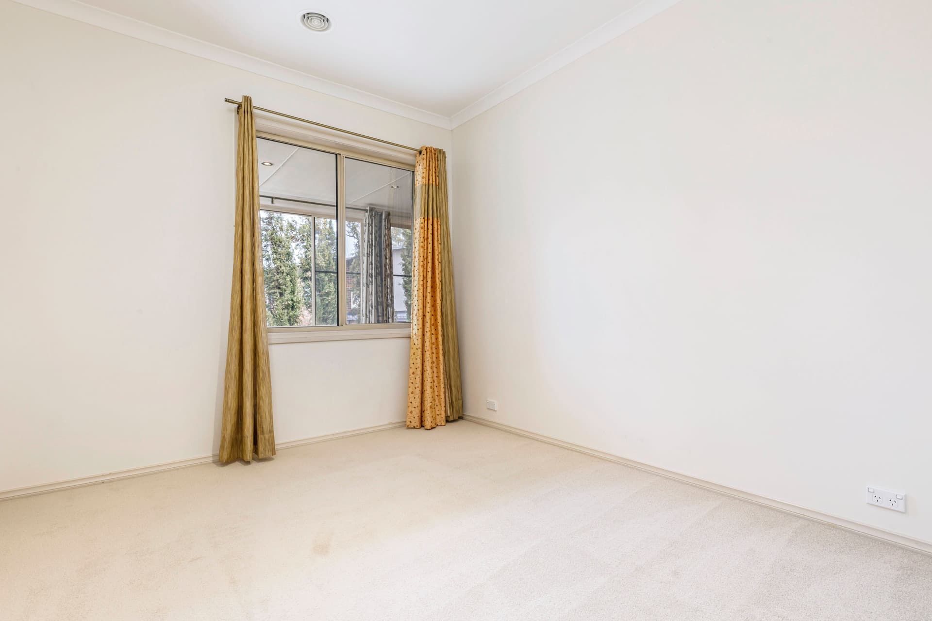 4 Menzel Crescent, Dunlop ACT 2615, Dunlop - Thumbnail 6