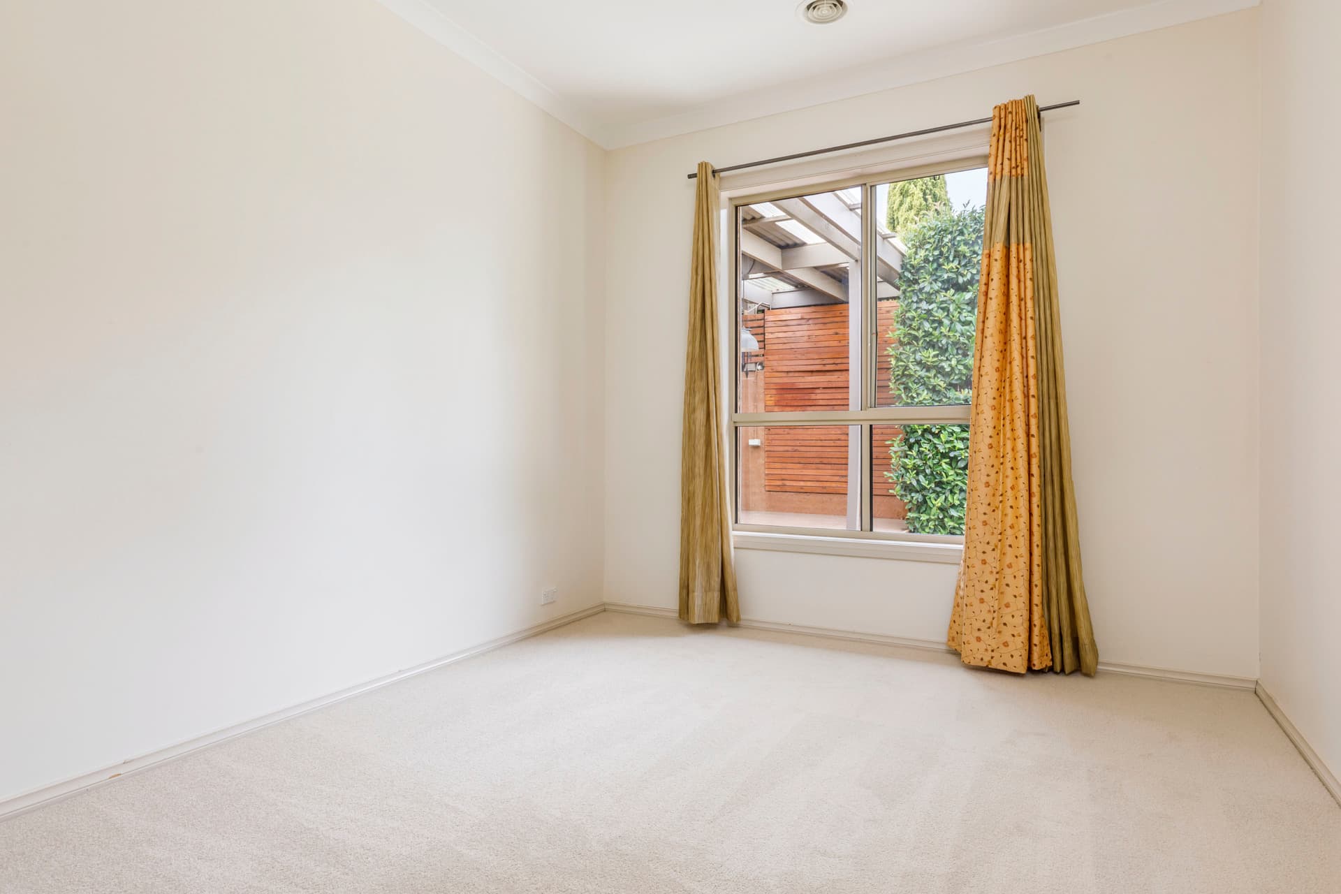 4 Menzel Crescent, Dunlop ACT 2615, Dunlop - Thumbnail 5