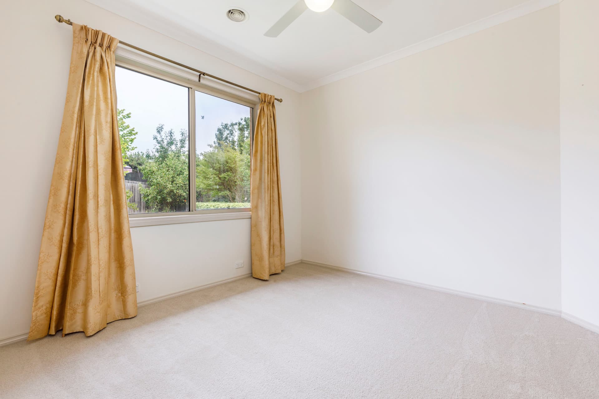 4 Menzel Crescent, Dunlop ACT 2615, Dunlop - Thumbnail 4
