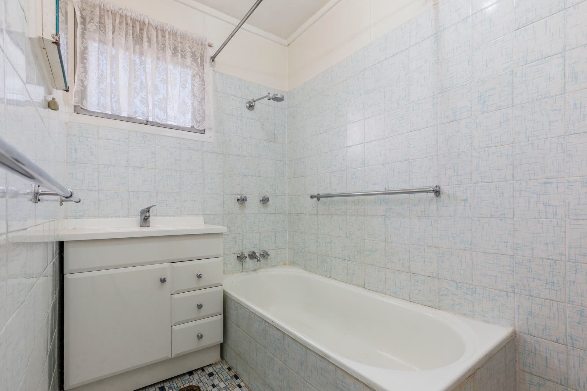 10 Heaton Place, Downer ACT 2602, Downer - Thumbnail 4