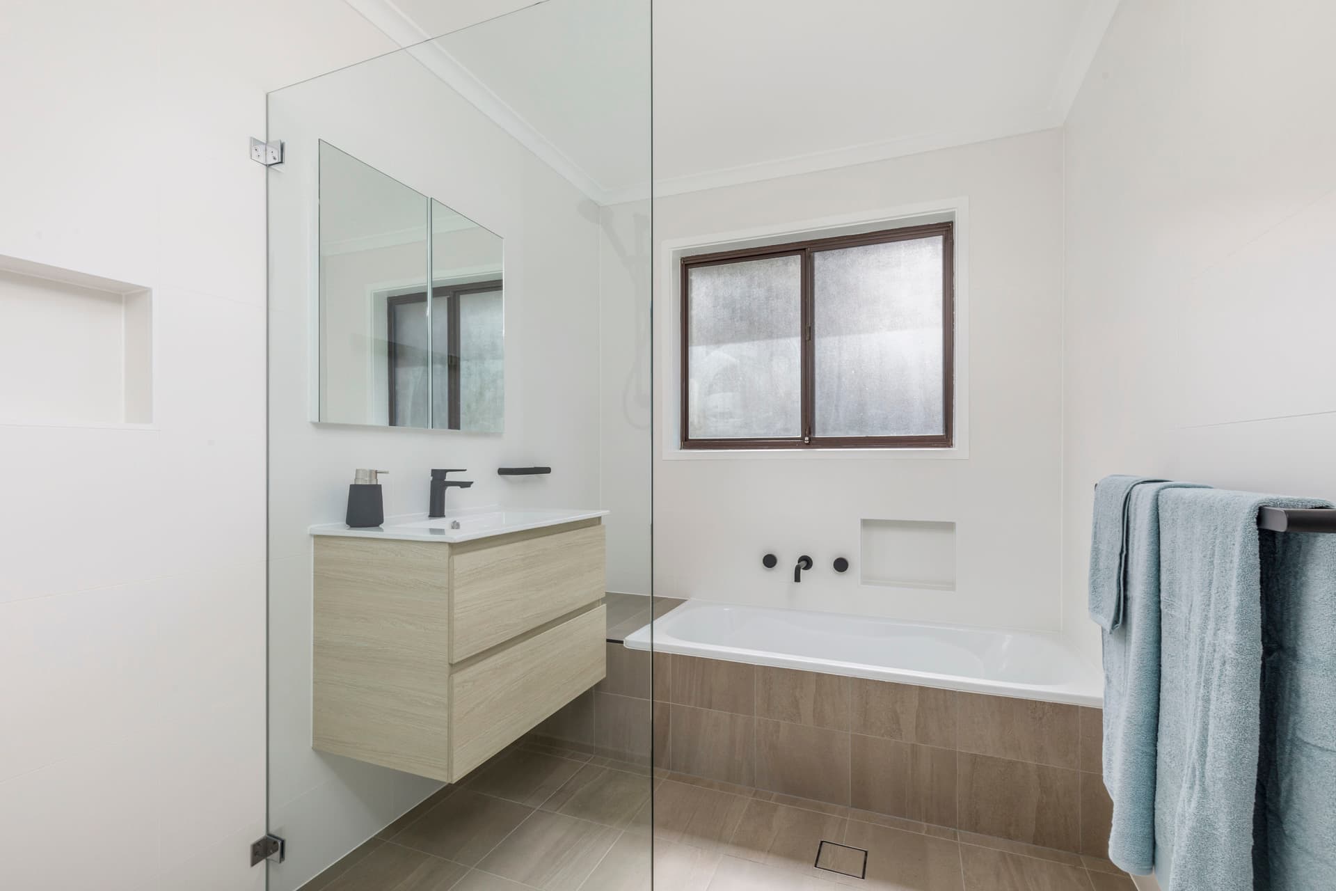 5 Sage Close, Chisholm ACT 2905, Chisholm - Thumbnail 2