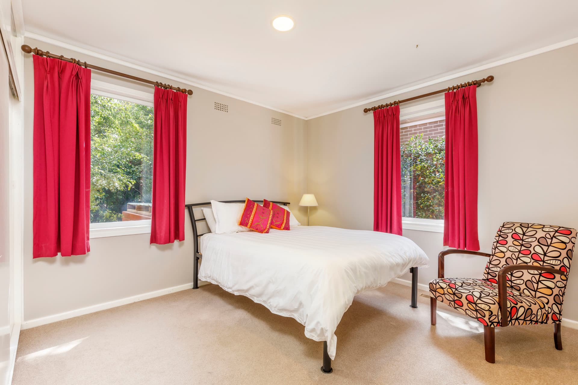 38 Lawley Street, Deakin ACT 2600, Deakin - Thumbnail 2