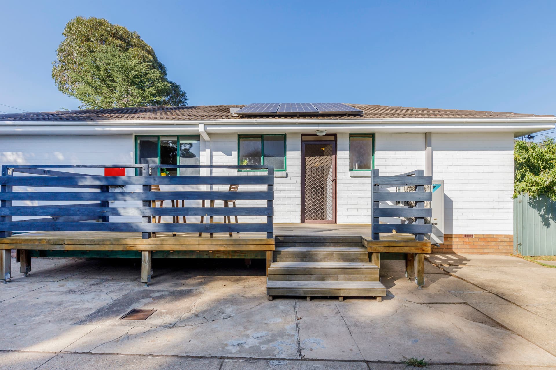 81 Dixon Drive, Duffy ACT 2611, Duffy - Thumbnail 2