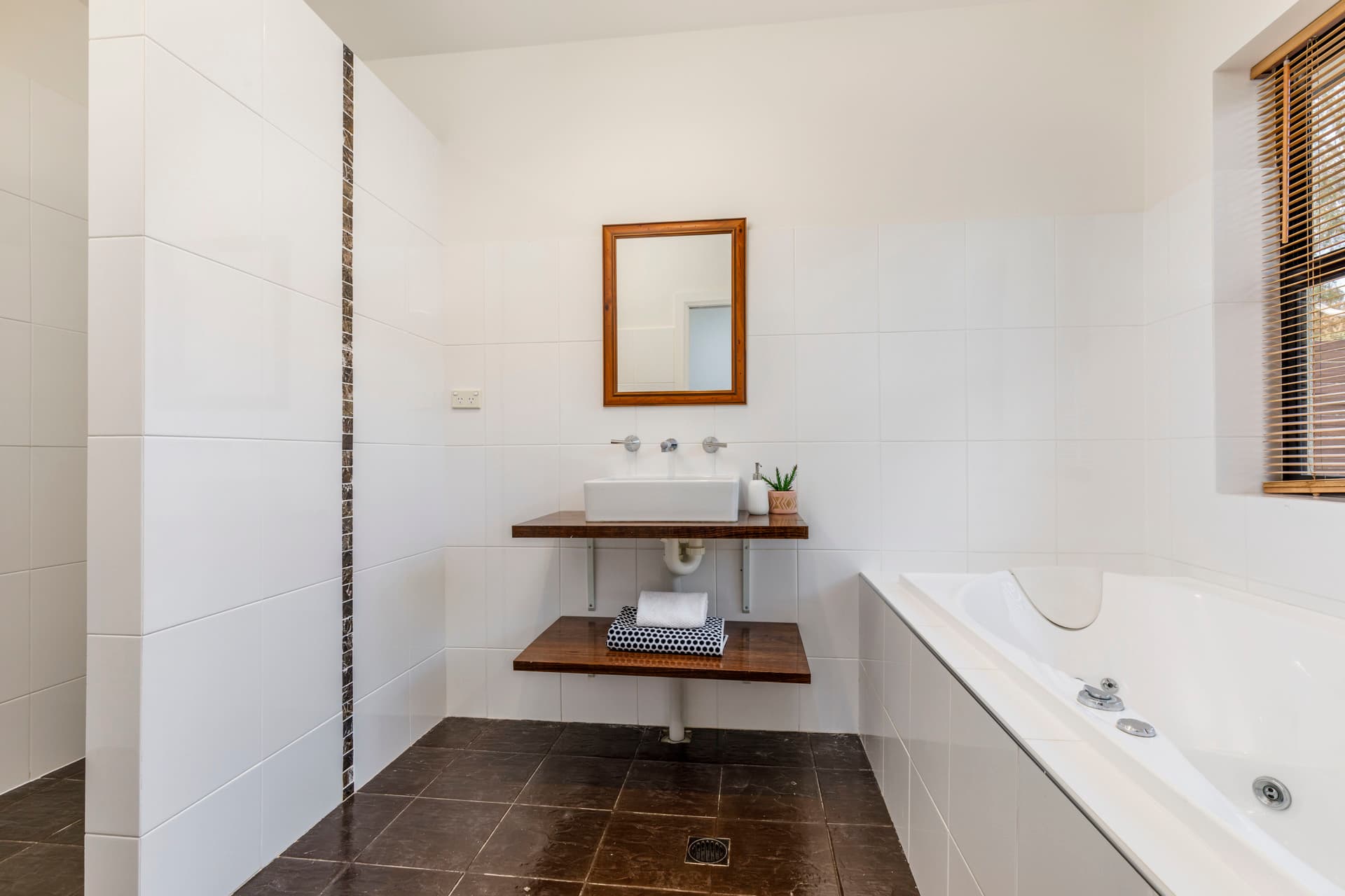 22 Counihan Court, Dunlop ACT 2615, Dunlop - Image 1
