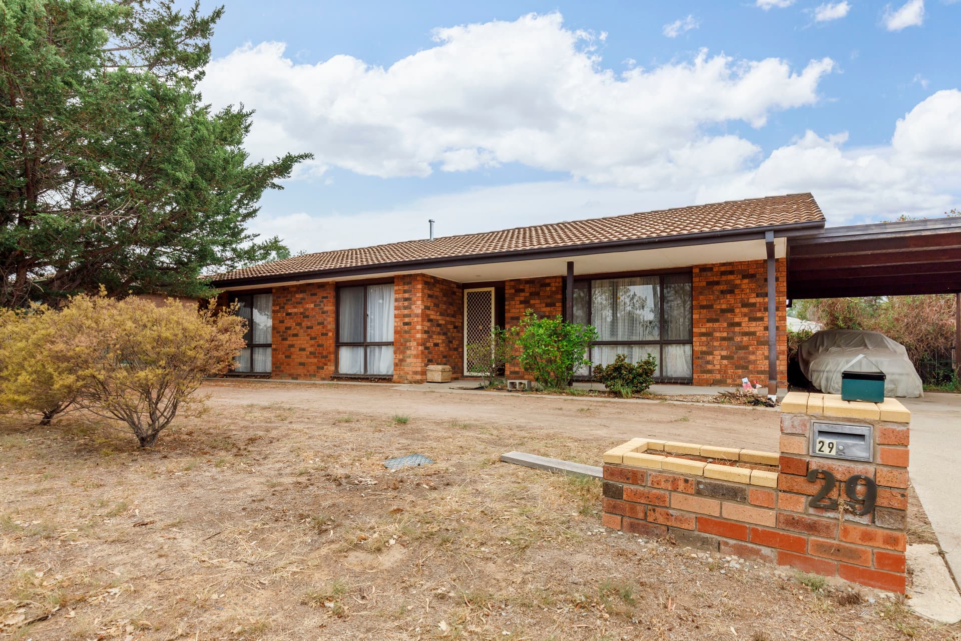 29 Ellerston Avenue, Isabella Plains ACT 2905, Isabella Plains - Image 1
