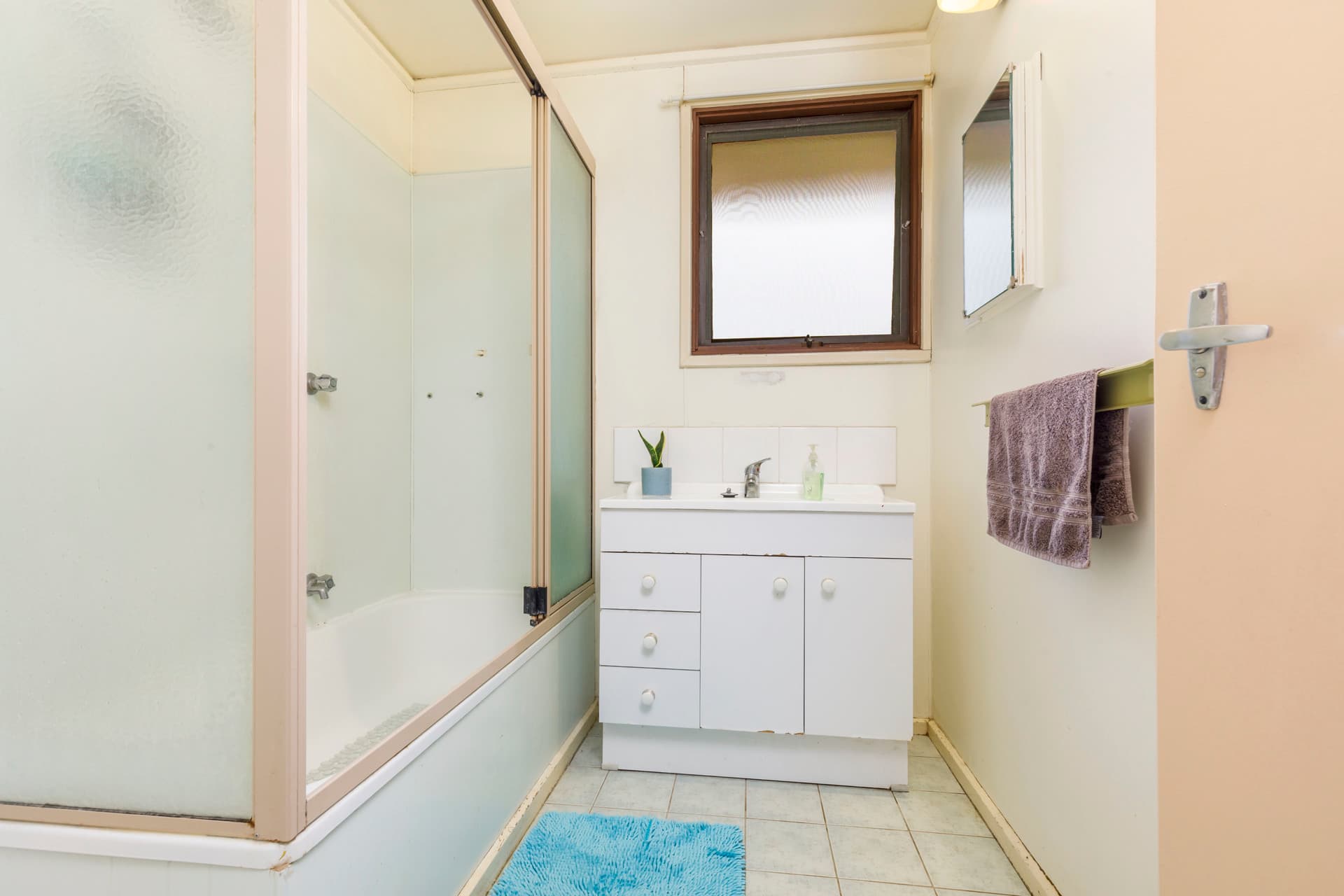 12 Hellyer Street, Holder ACT 2611, Holder - Thumbnail 5