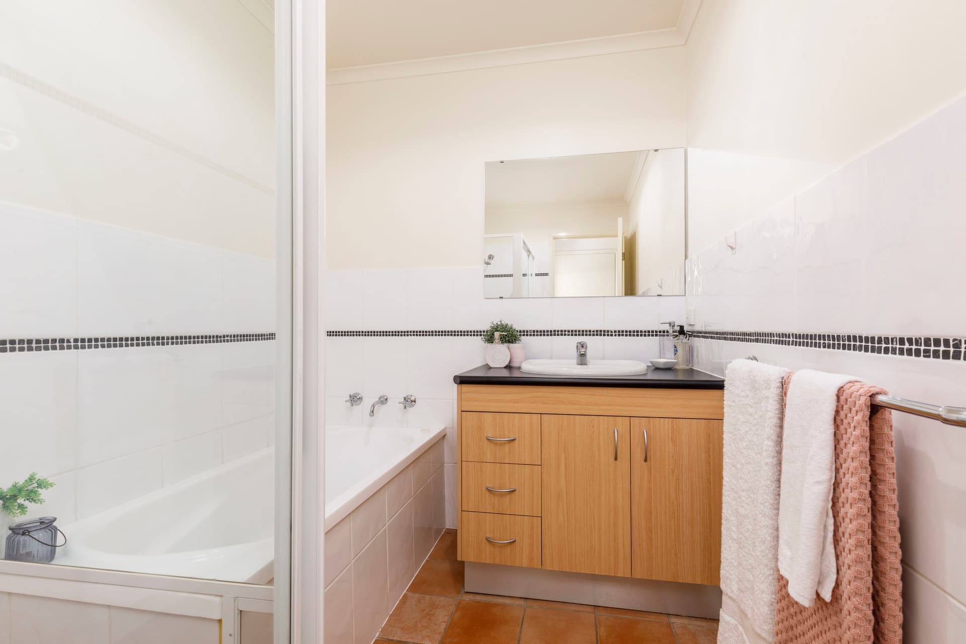 15A Burra Place, Braddon ACT 2612, Braddon - Thumbnail 2