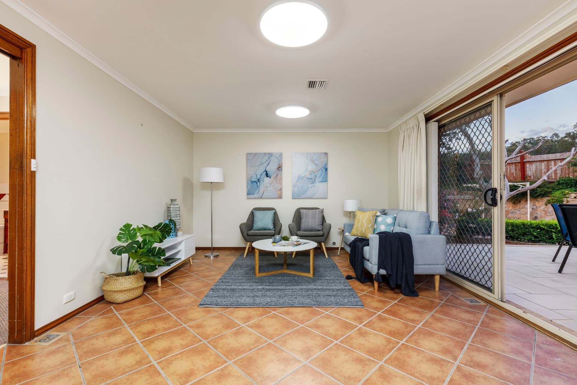 27 Carslake Loop, Gordon ACT 2906, Gordon - Image 1