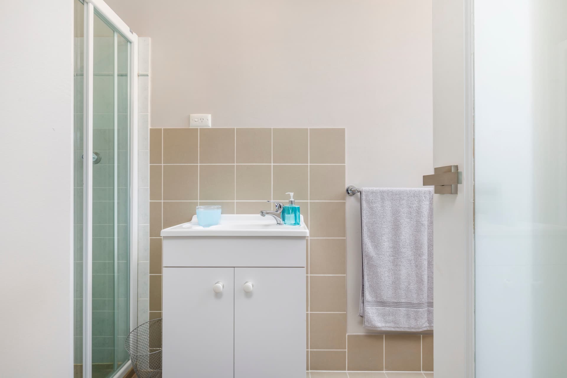 9 Riordan Street, Fadden ACT 2904, Fadden - Thumbnail 3