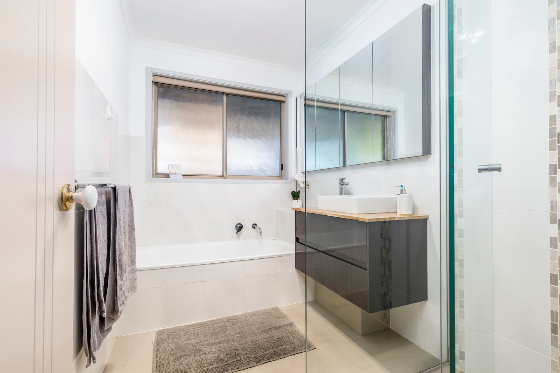 11 Vizard Street, Conder ACT 2906, Conder - Thumbnail 2