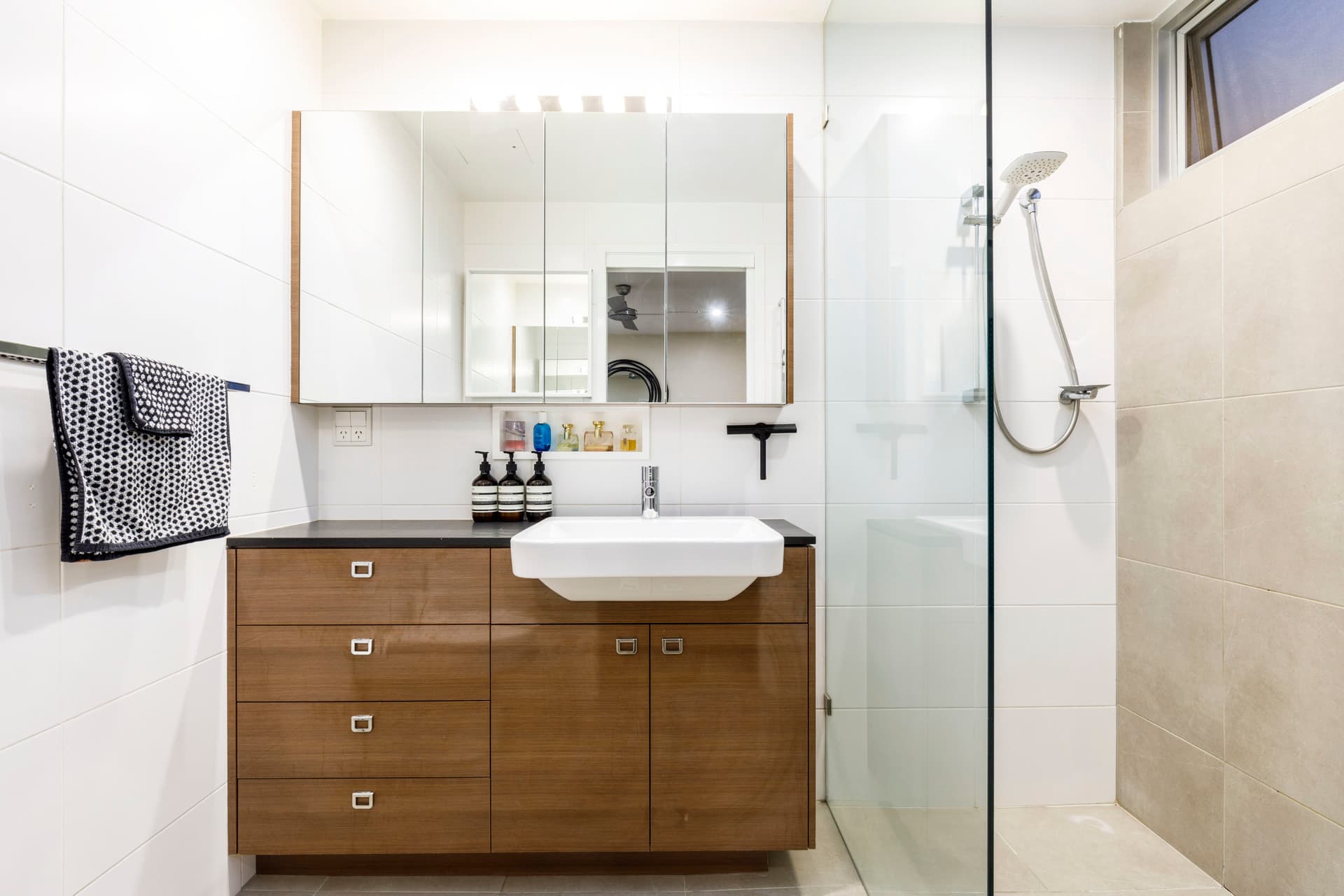 3/9 Bentham Street, Yarralumla ACT 2600, Yarralumla - Thumbnail 5
