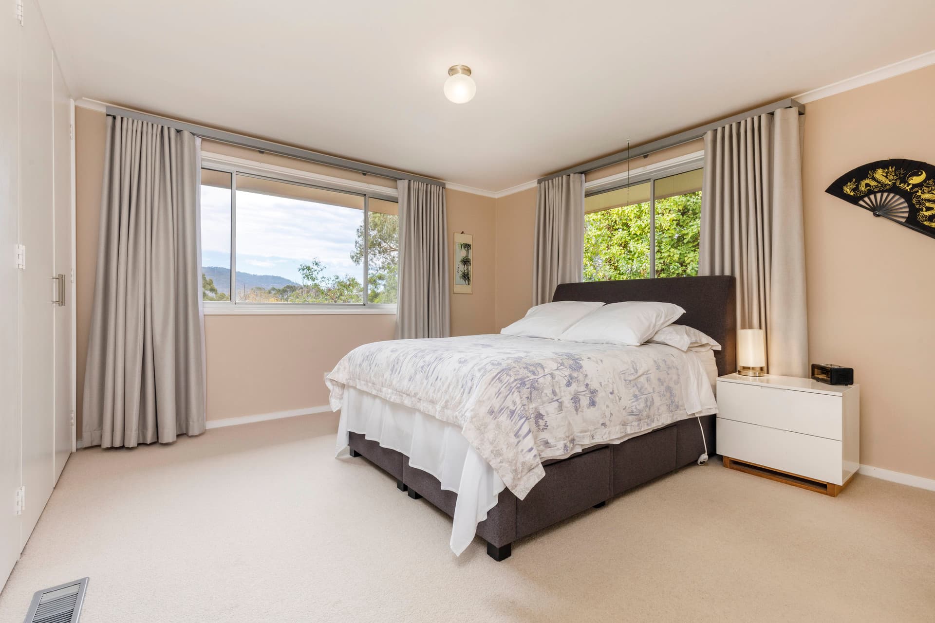 108 McKillop Circuit, Kambah ACT 2902, Kambah - Thumbnail 2