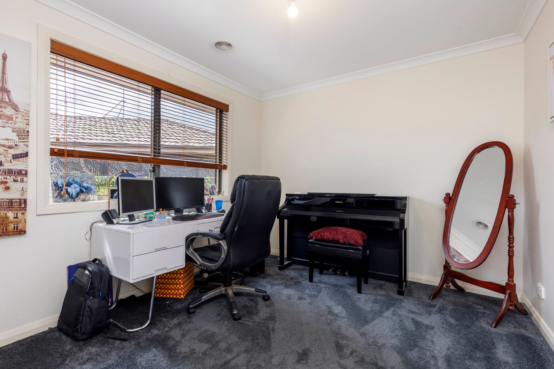 32 Overall Avenue, Casey ACT 2913, Casey - Thumbnail 2