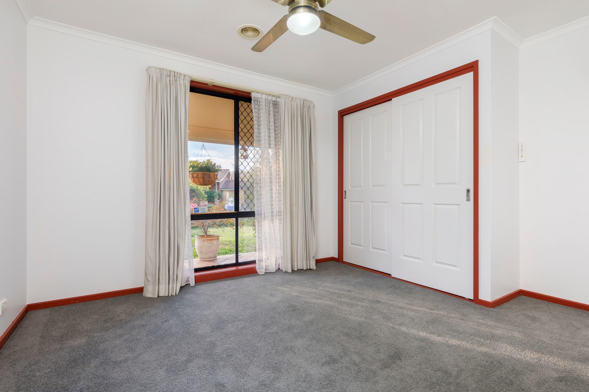 4 McClaughry Place, Gowrie ACT 2904, Gowrie - Thumbnail 4