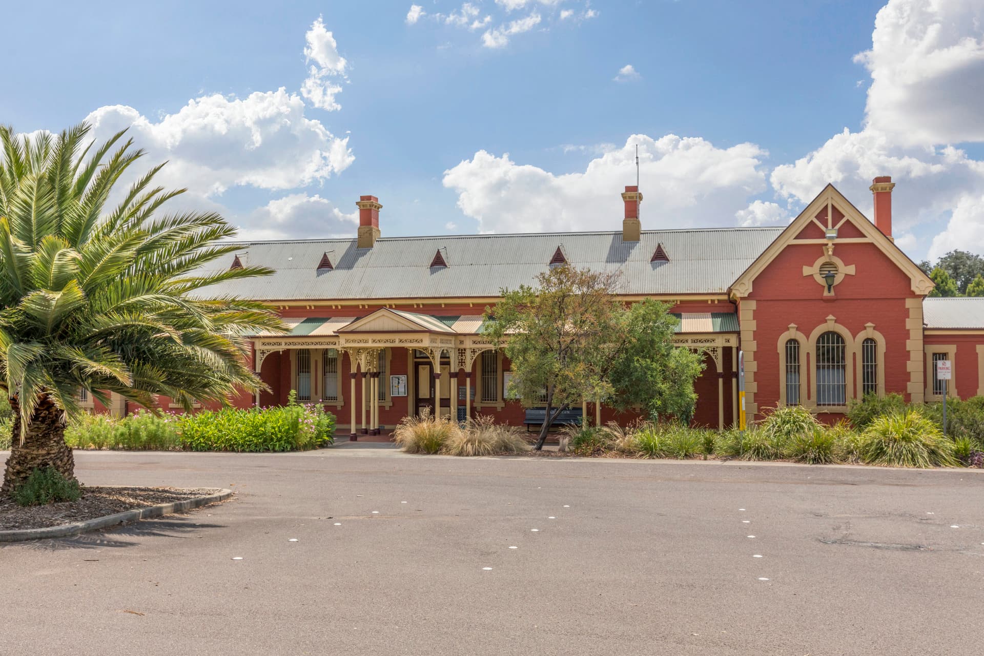 2/27 Henderson Road, Queanbeyan NSW 2620, Queanbeyan - Thumbnail 6