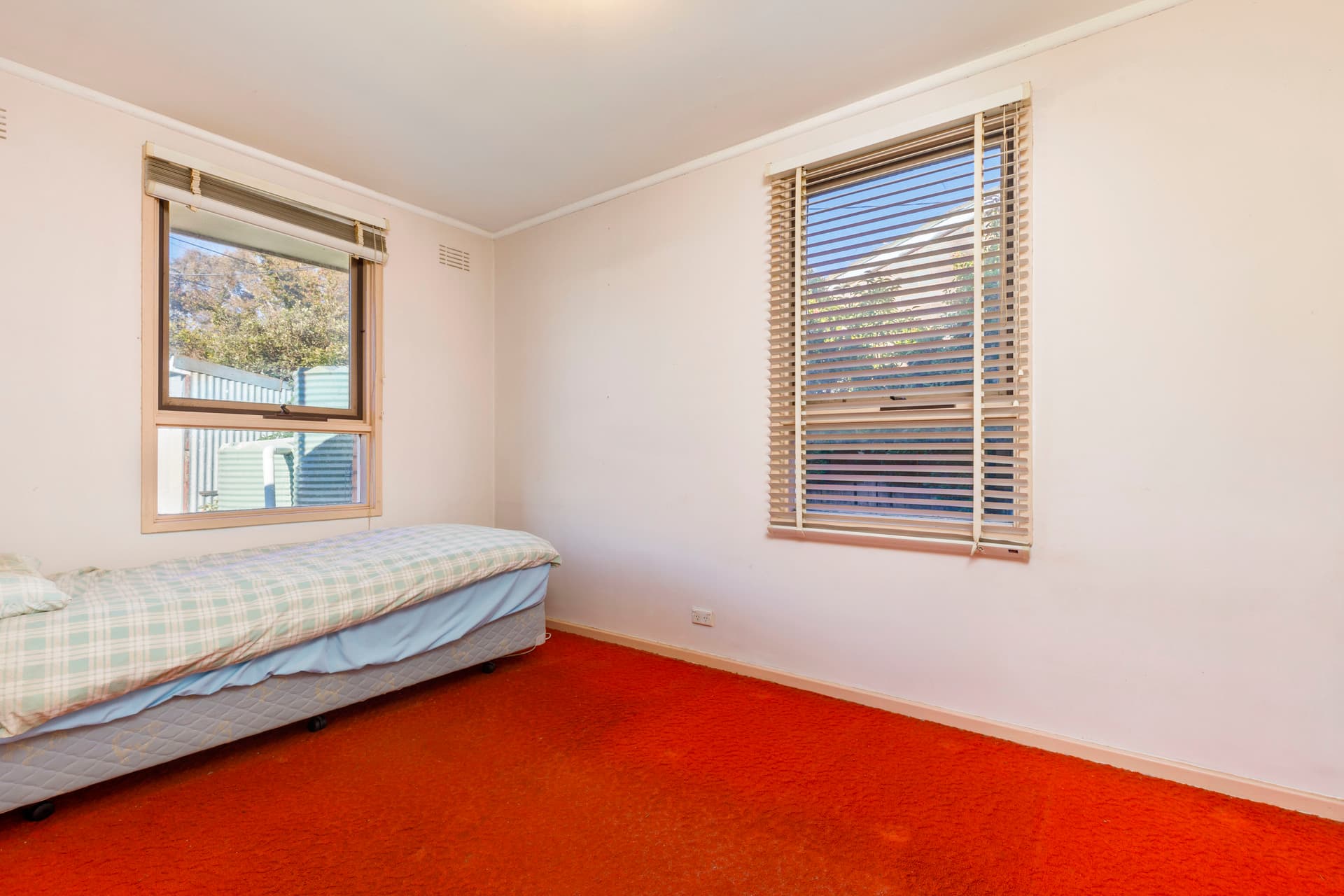5 Lamb Place, Chifley ACT 2606, Chifley - Thumbnail 2