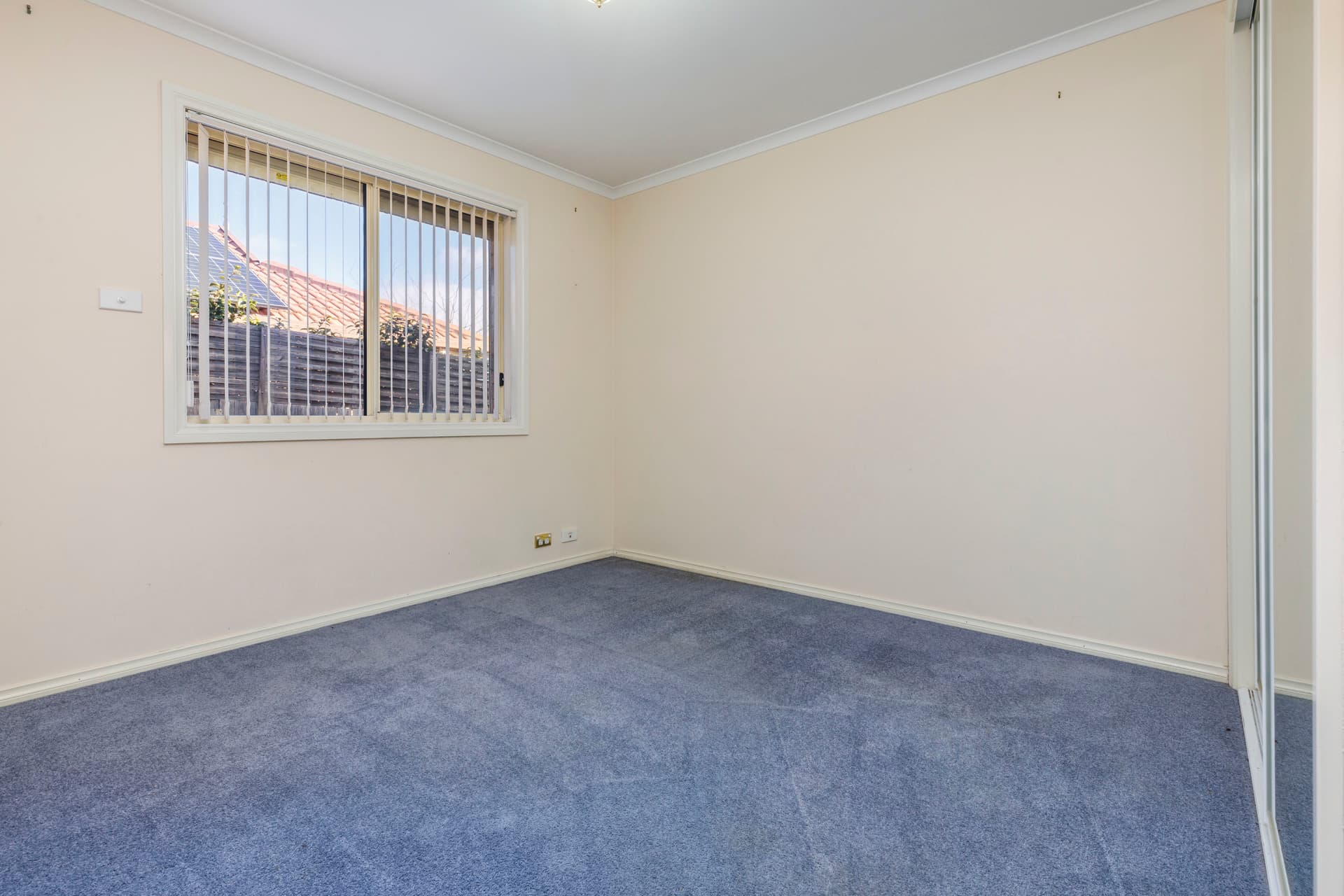 31 Buckmaster Crescent, Dunlop ACT 2615, Dunlop - Thumbnail 5