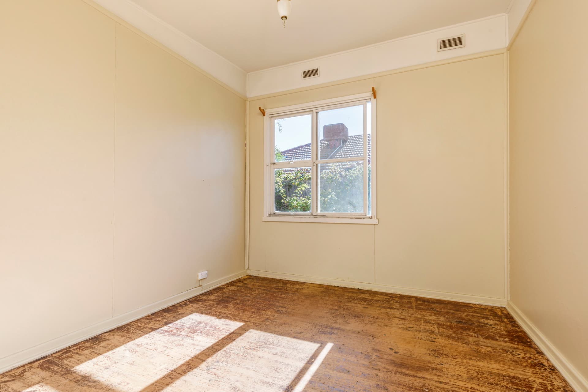 9 MacDonnell Street, Yarralumla ACT 2600, Yarralumla - Image 1