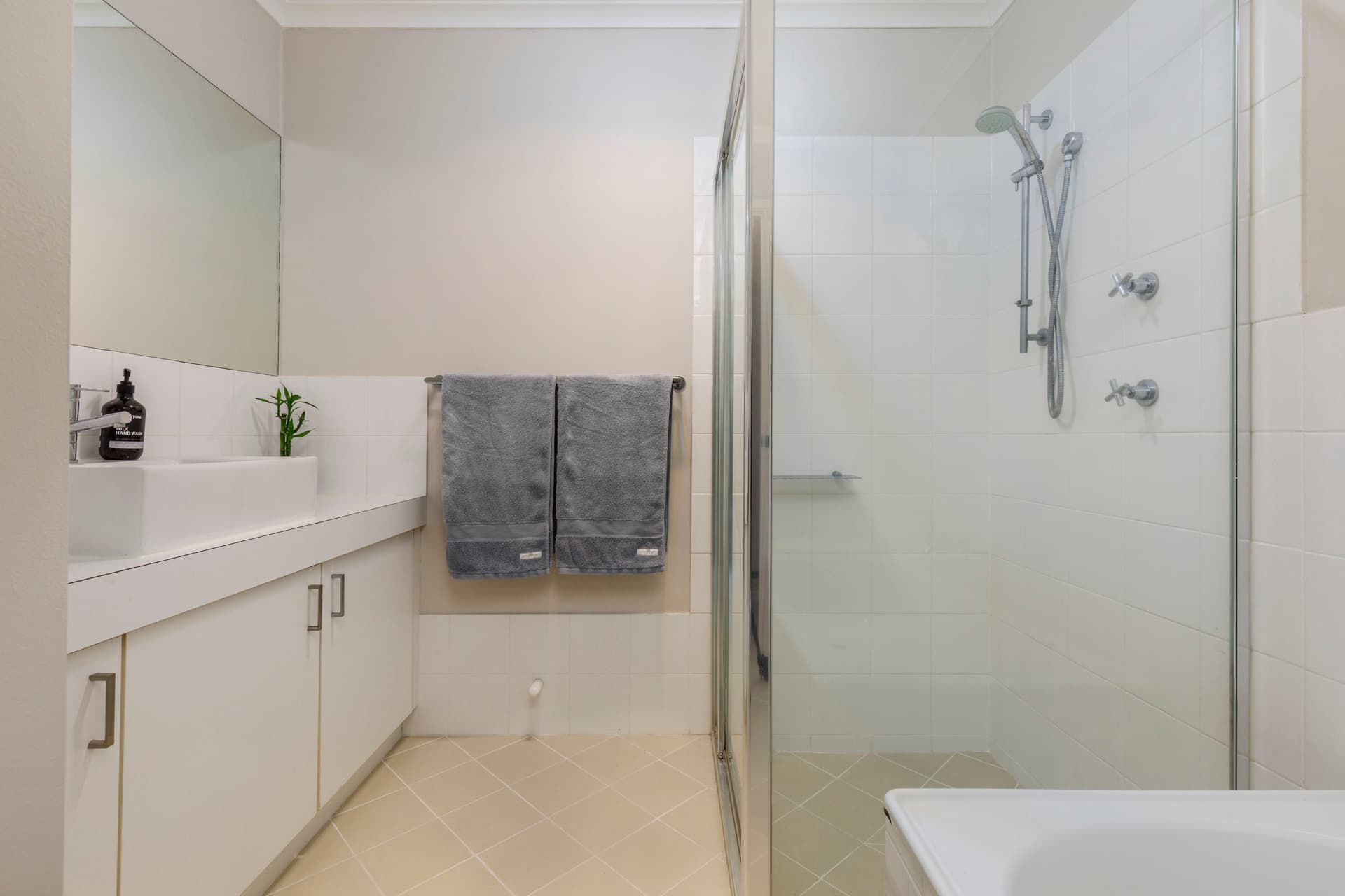 4/3 Mainwaring Rich Circuit, Palmerston ACT 2913, Palmerston - Image 1