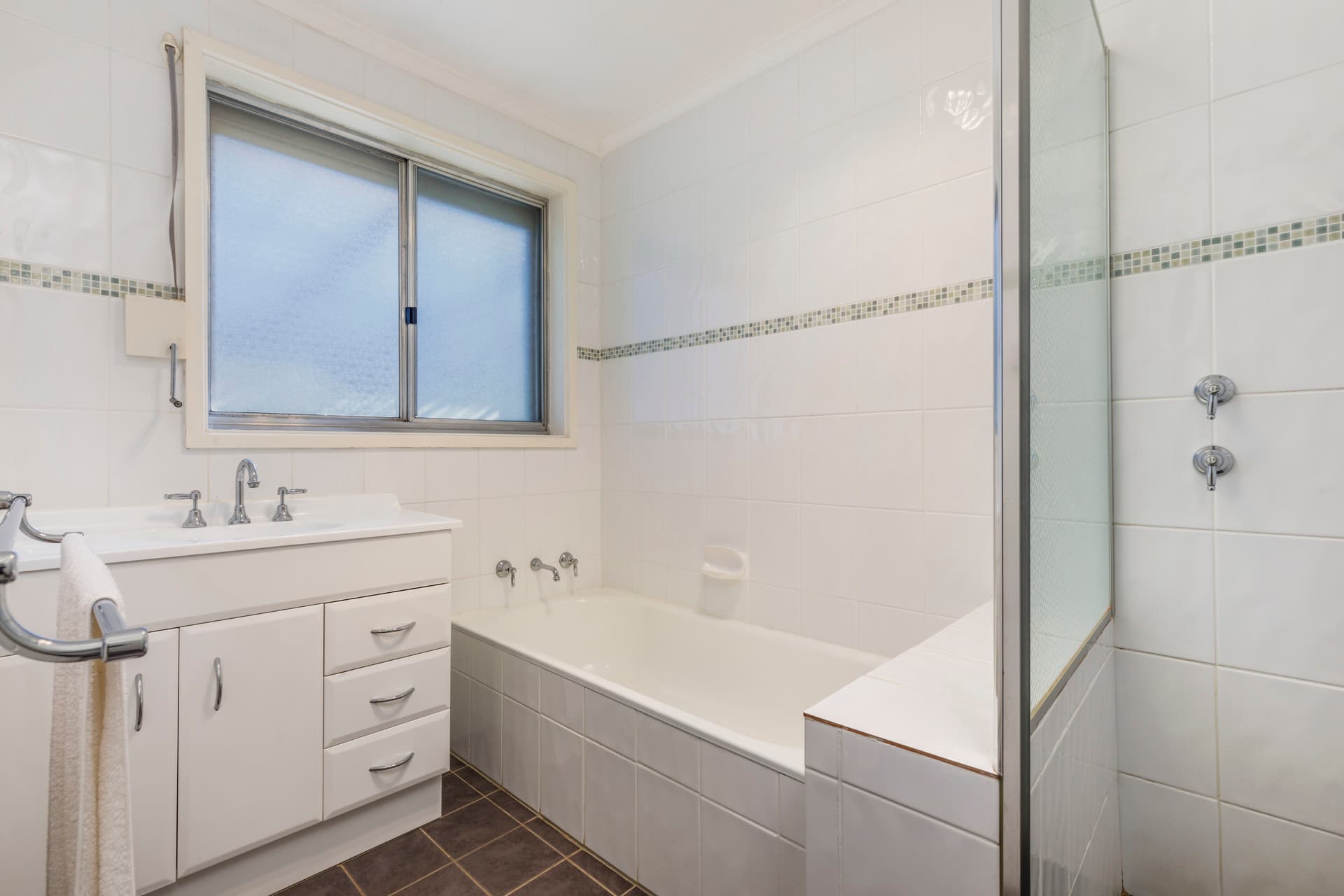 43 Cumpston Place, Macgregor ACT 2615, Macgregor - Thumbnail 3