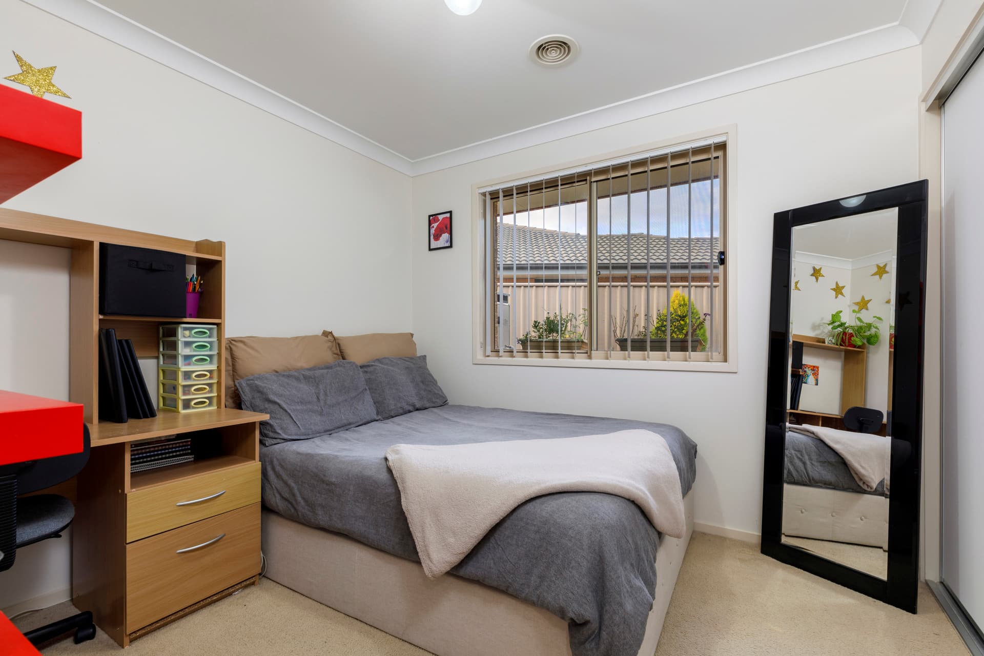 2 Rag Holmes Street, Macgregor ACT 2615, Macgregor - Image 1