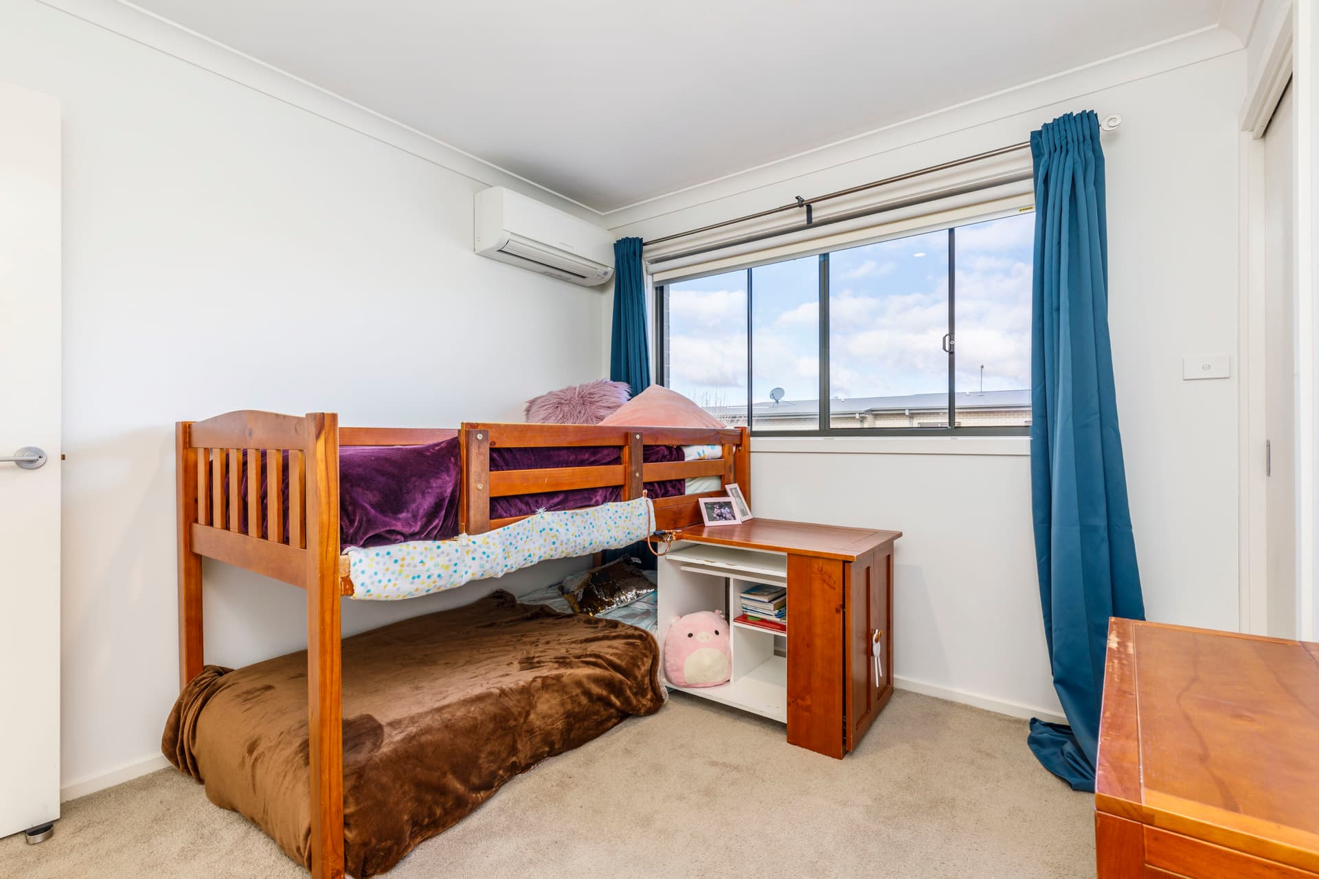 2/4 Annie Douglas Street, Casey ACT 2913, Casey - Thumbnail 2