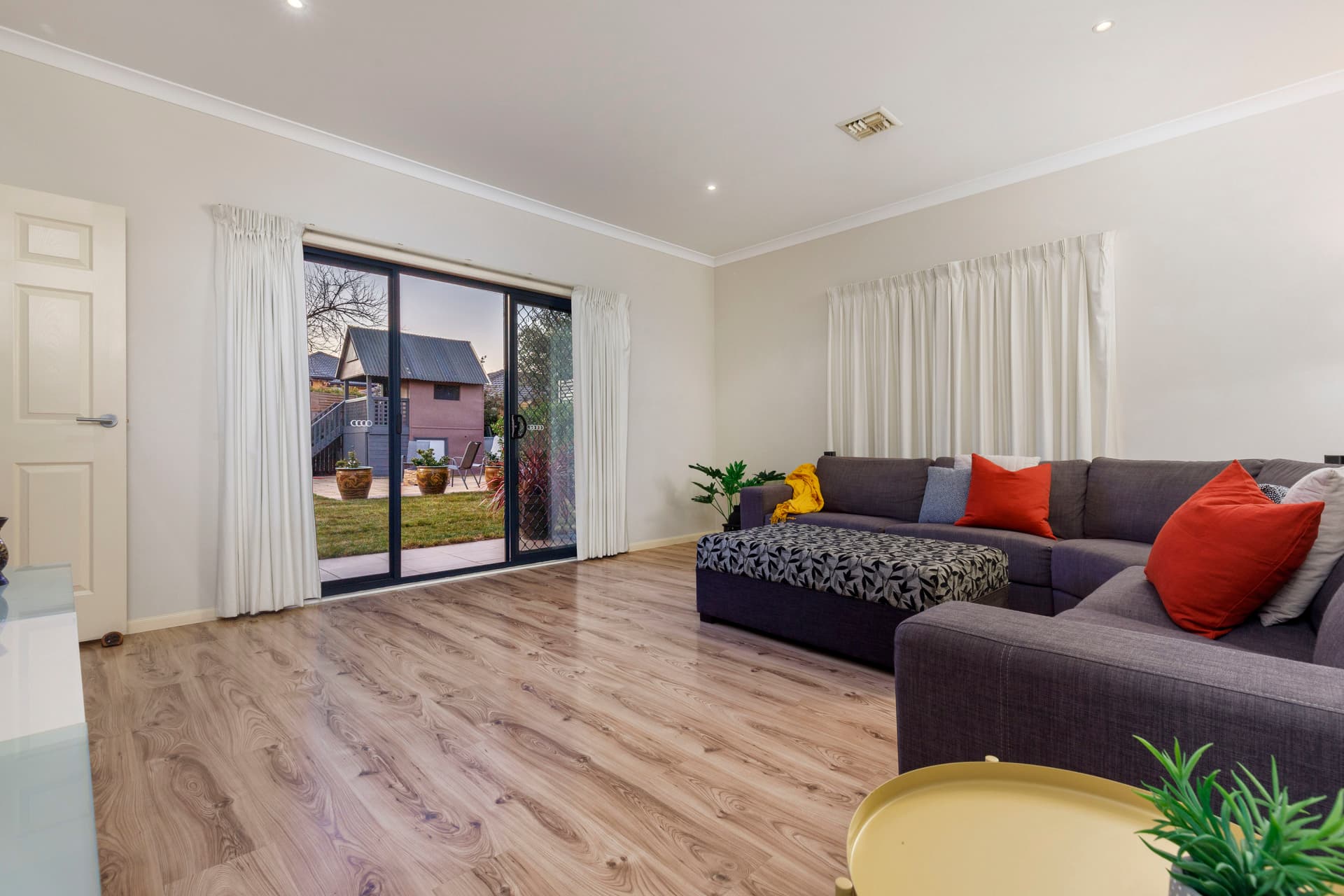 29 Tarrabool Street, Amaroo ACT 2914, Amaroo - Thumbnail 8