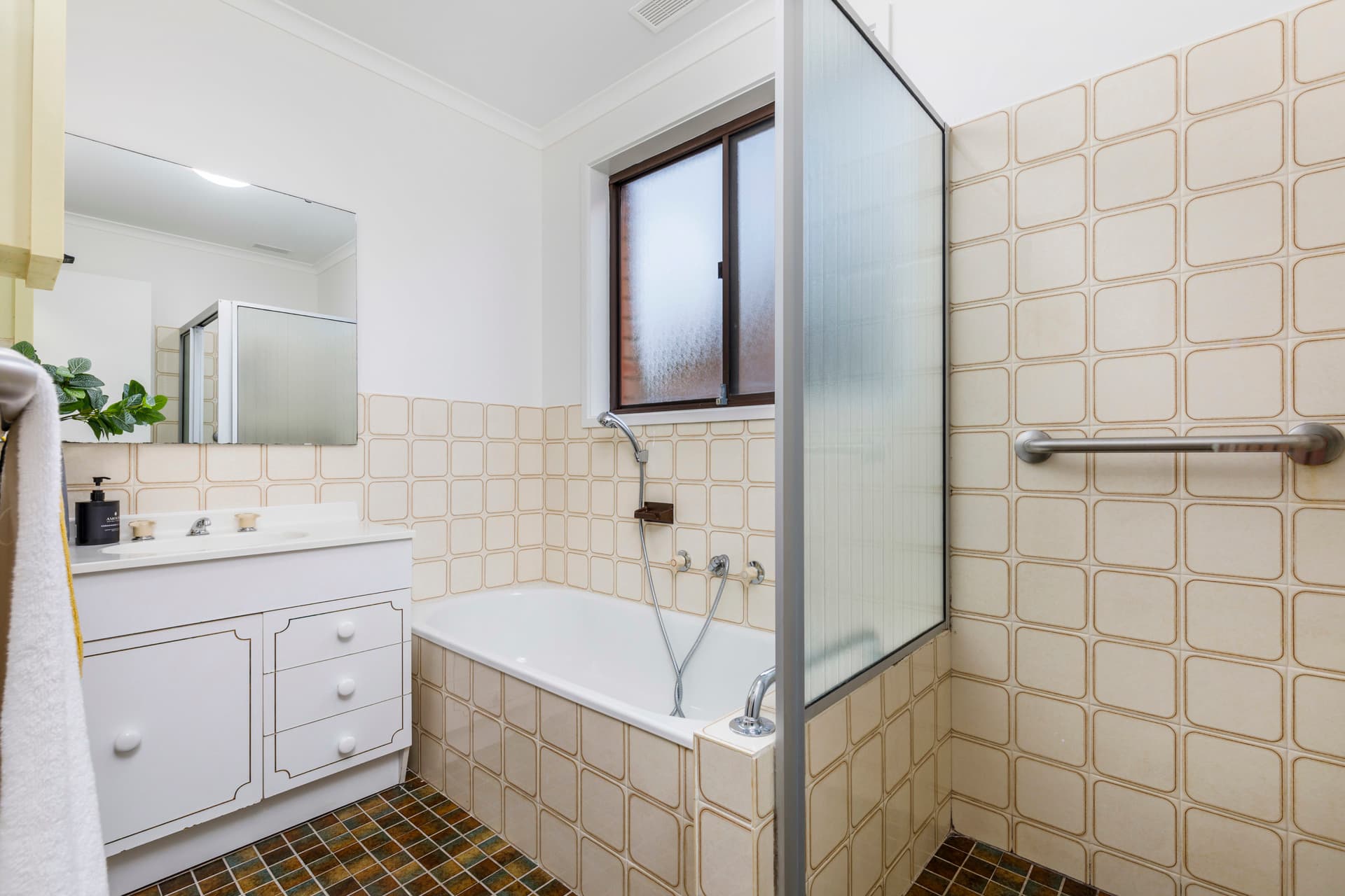 8 Govett Place, Holder ACT 2611, Holder - Thumbnail 3